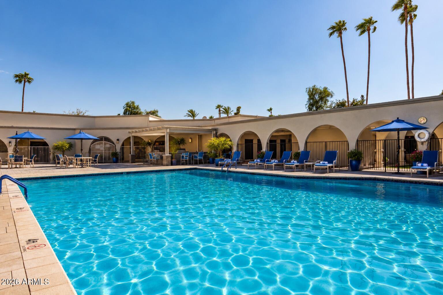 SCOTTSDALE SHADOWS - Residential