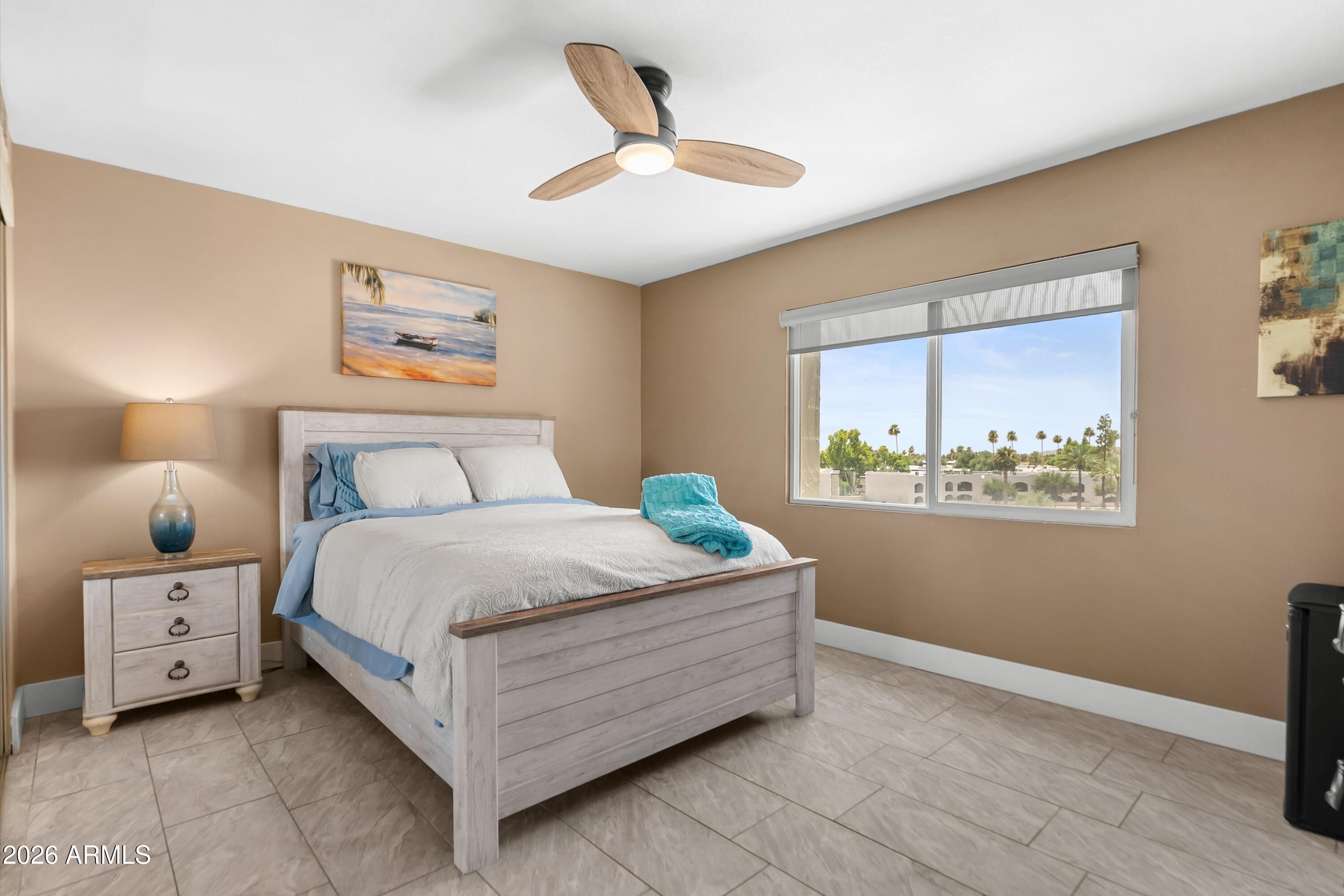 SCOTTSDALE SHADOWS - Residential