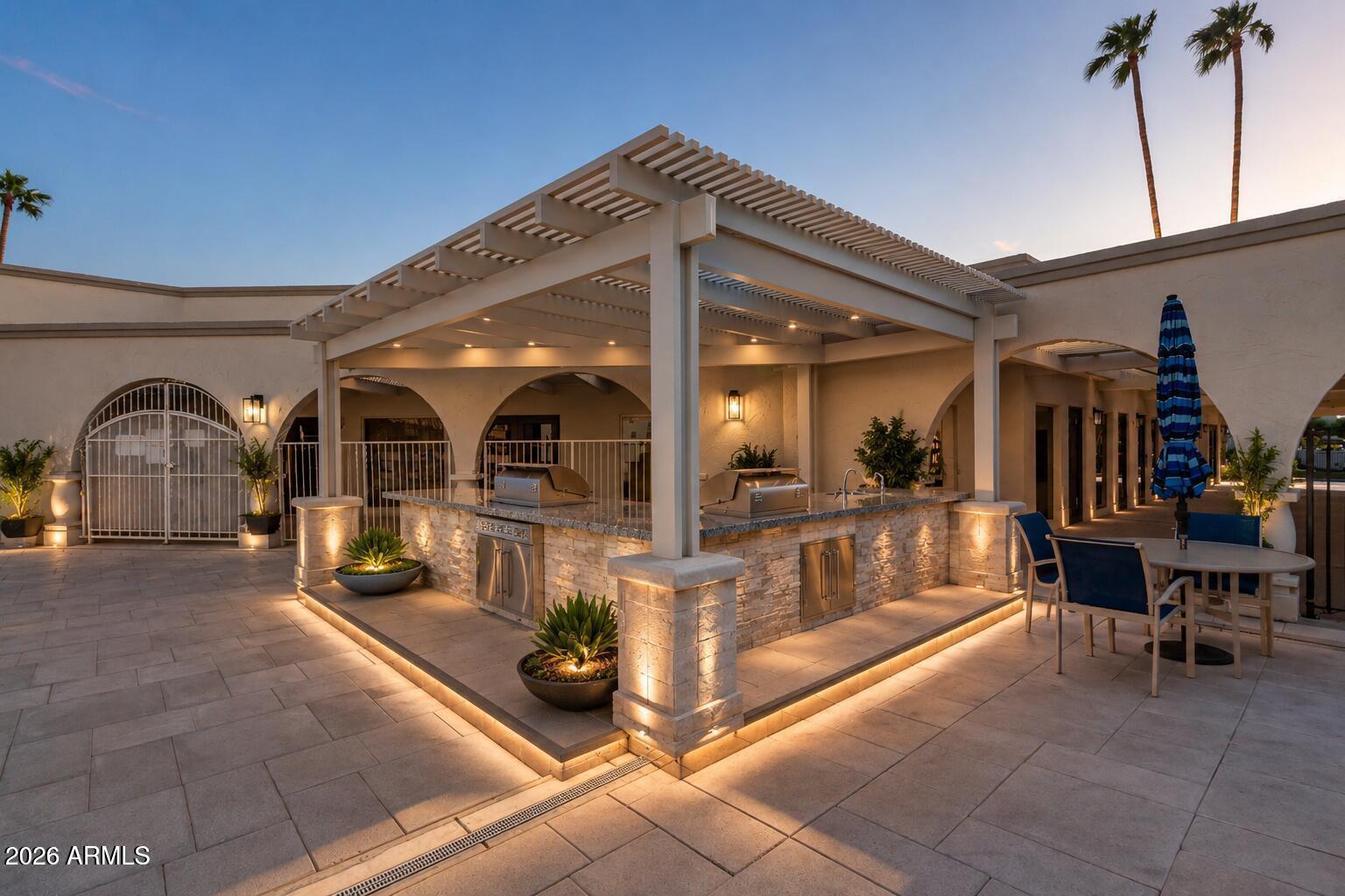 SCOTTSDALE SHADOWS - Residential