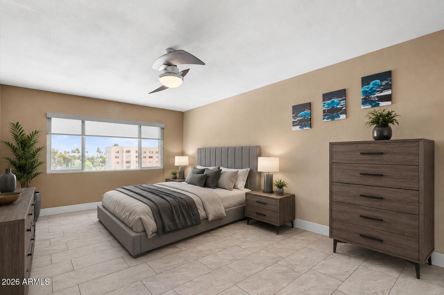 SCOTTSDALE SHADOWS - Residential