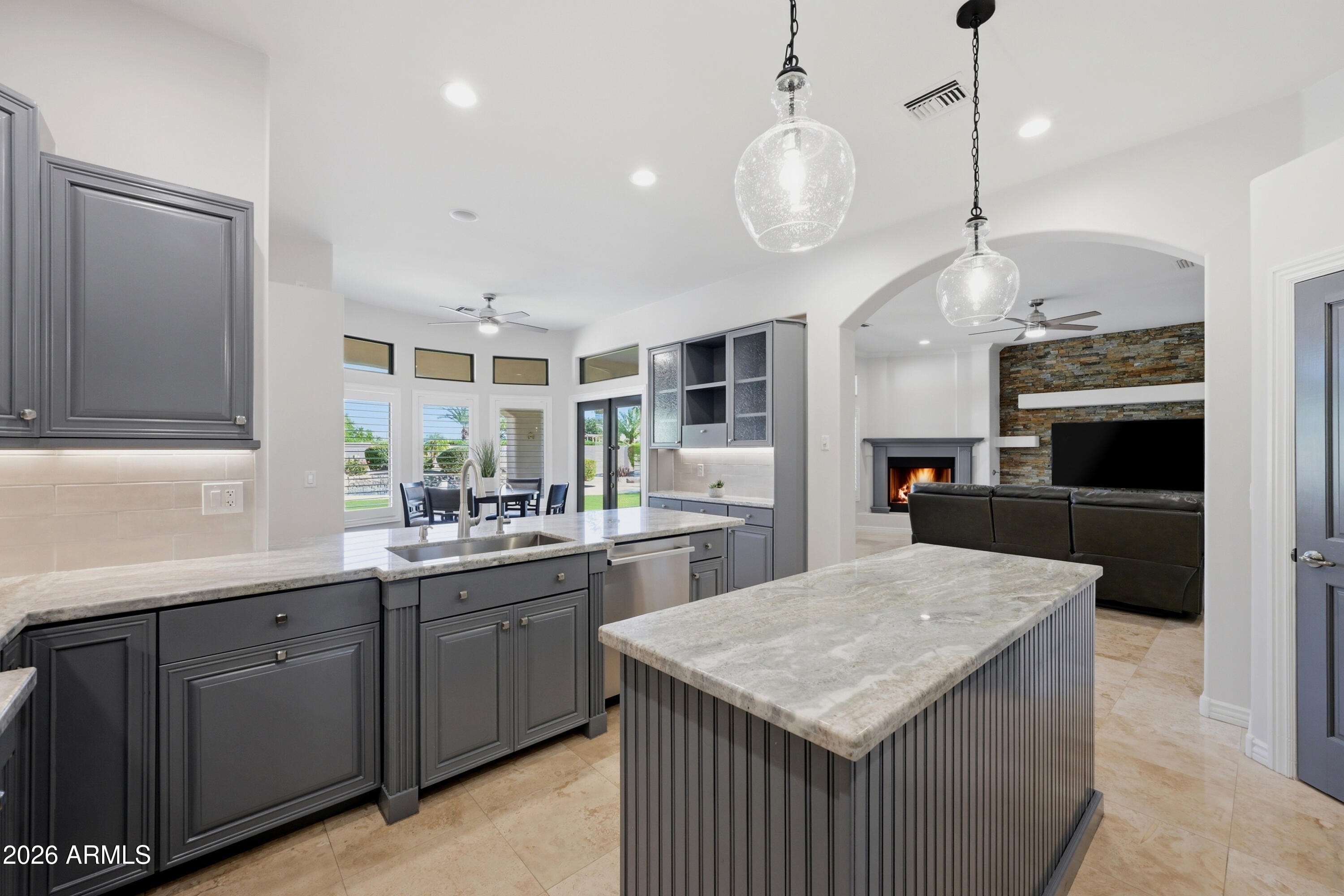 MONTANA DORADA - Residential