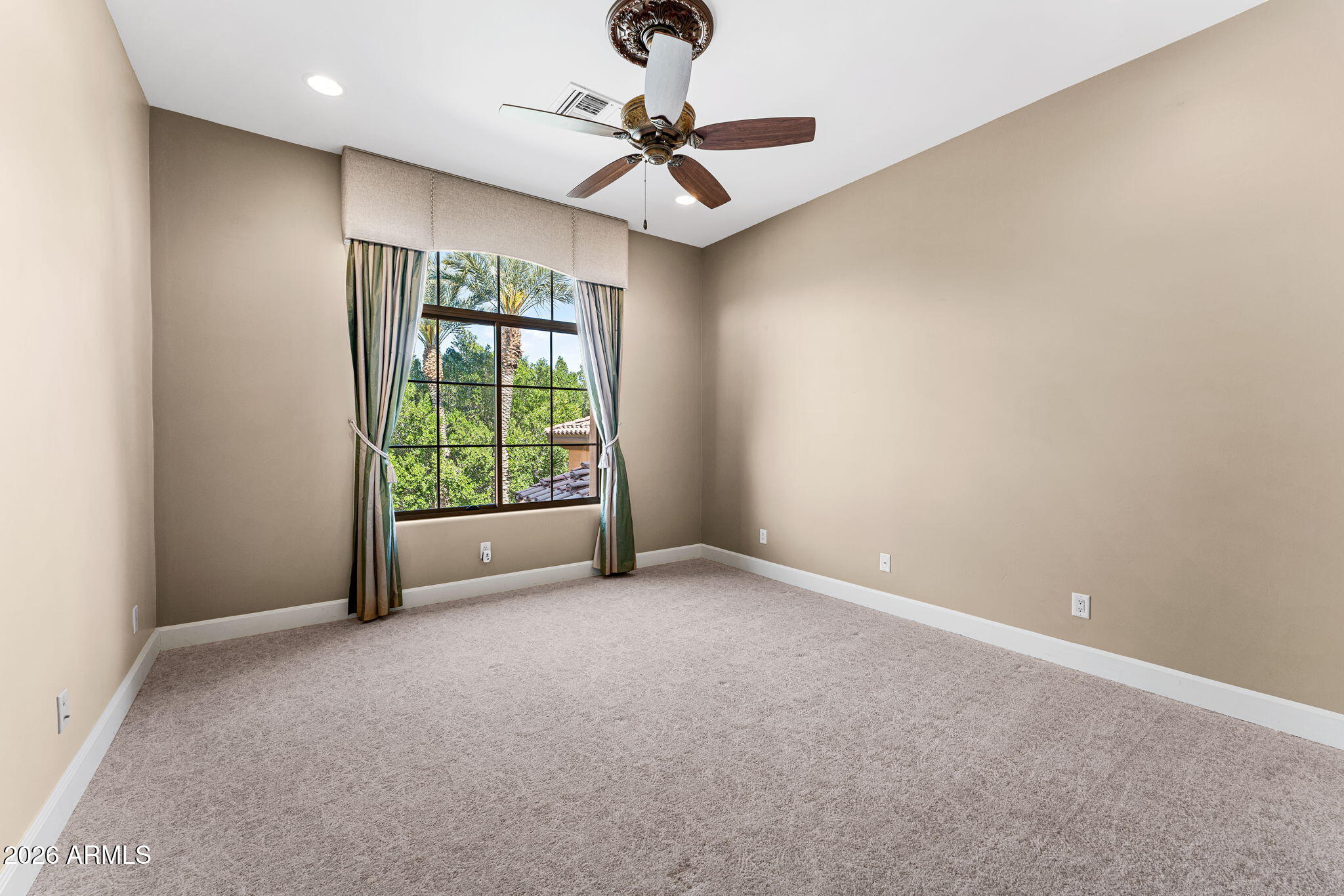 LOT TIE FOR LOTS C-3 C-4 OF MIRAGE CROSSING - Residential