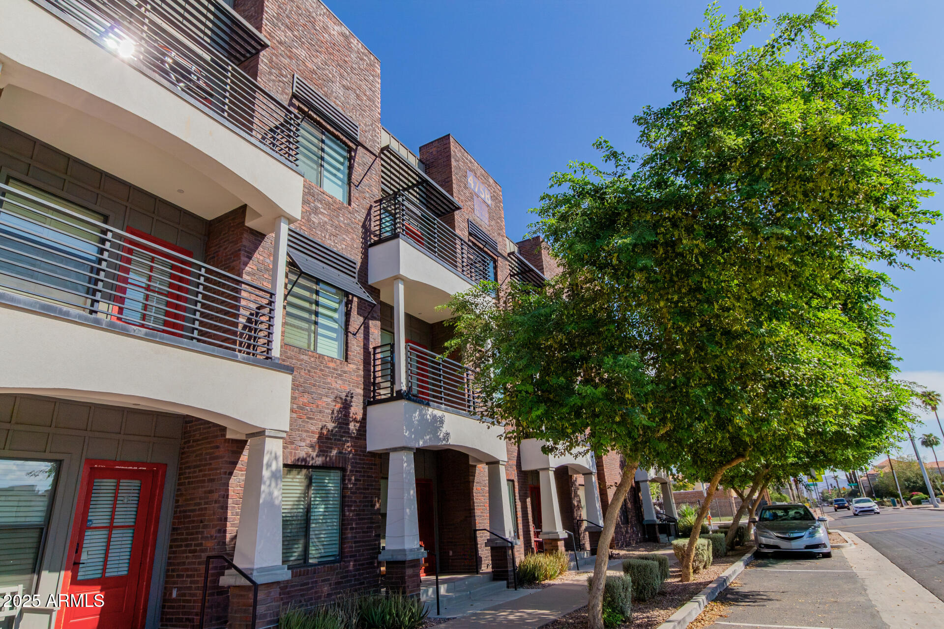 RESIDENCY AT VERDE PARK CONDOMINIUMS AMD - Residential Lease