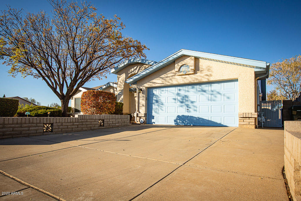 EAGLE RIDGE - Residential