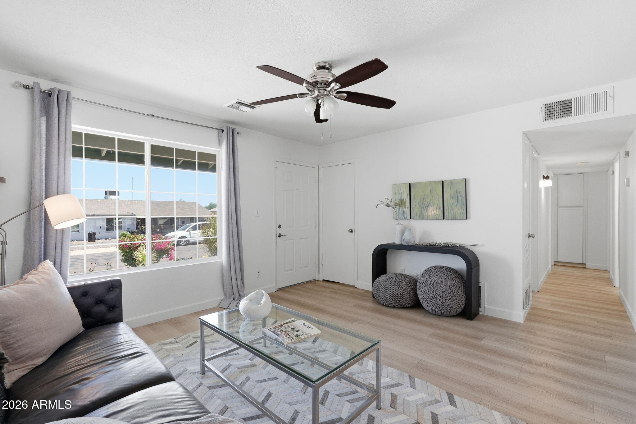 PARADISE PLAZA - Residential