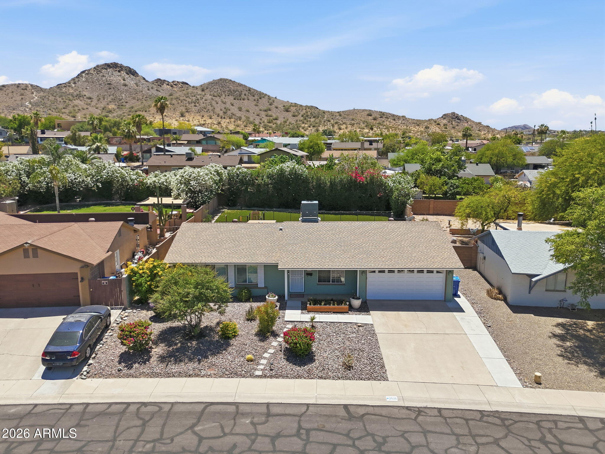 PARADISE PLAZA - Residential