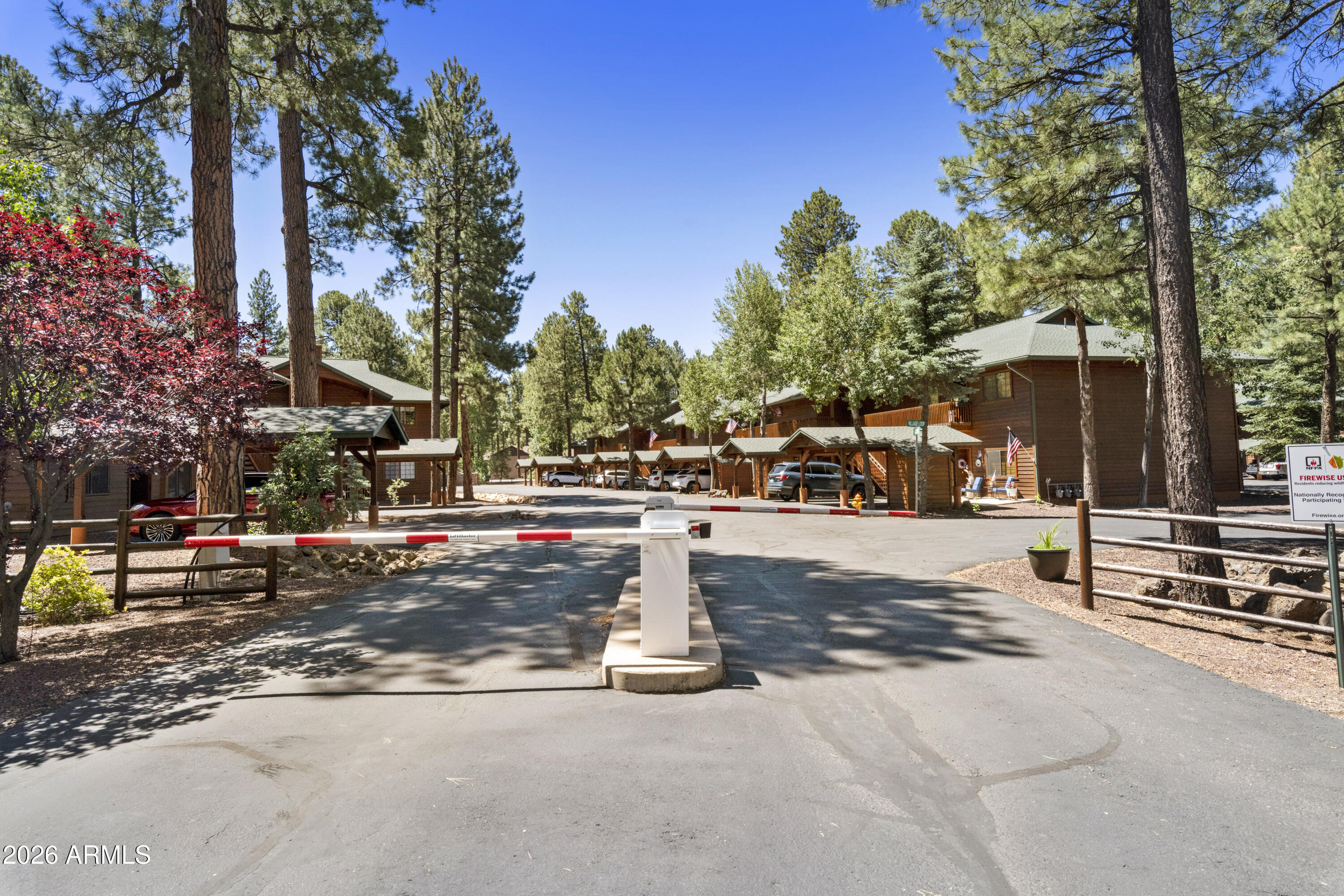 THE VILLAGE - Pinetop - Residential