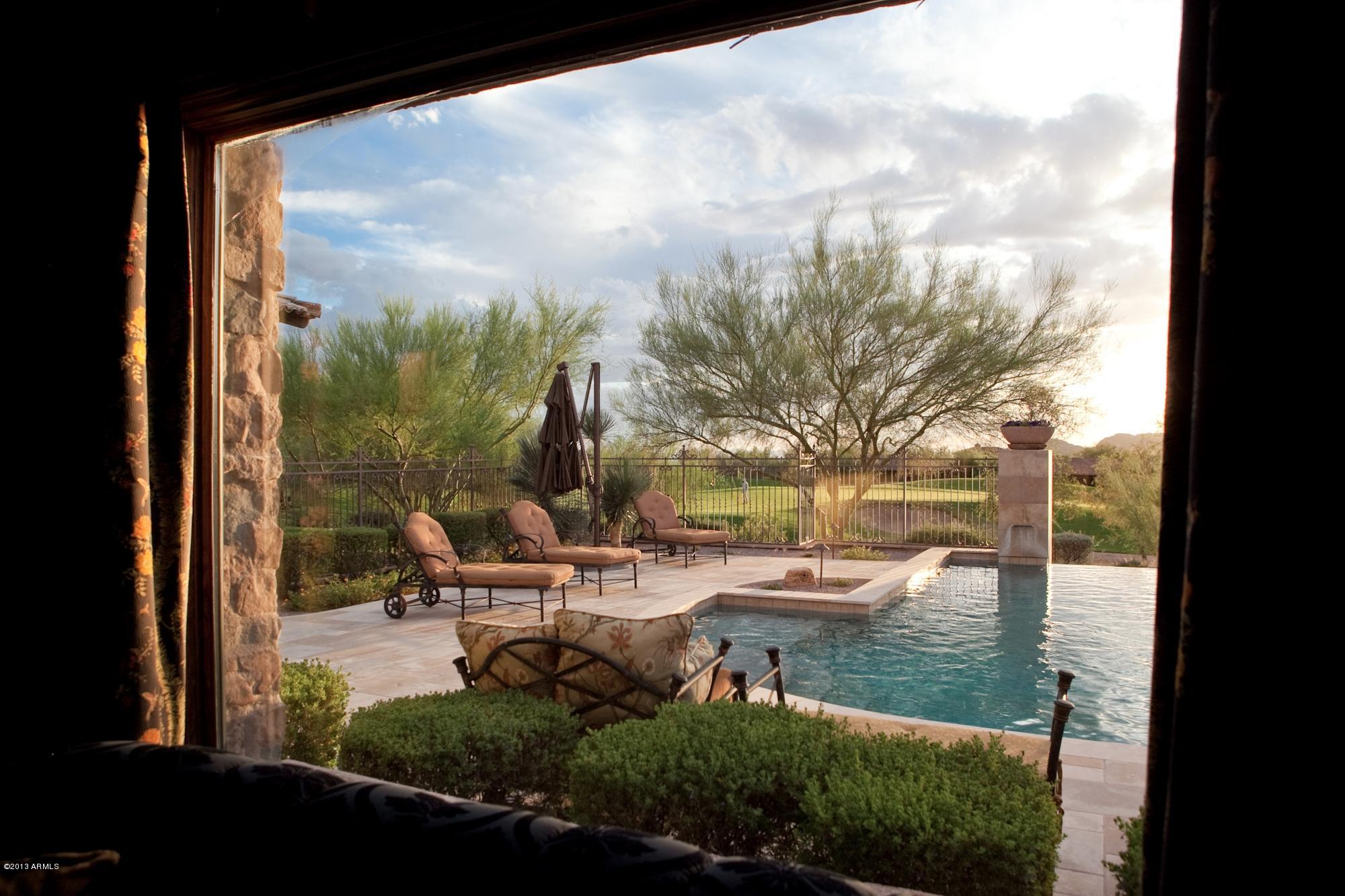 Superstition Mountain - Residential