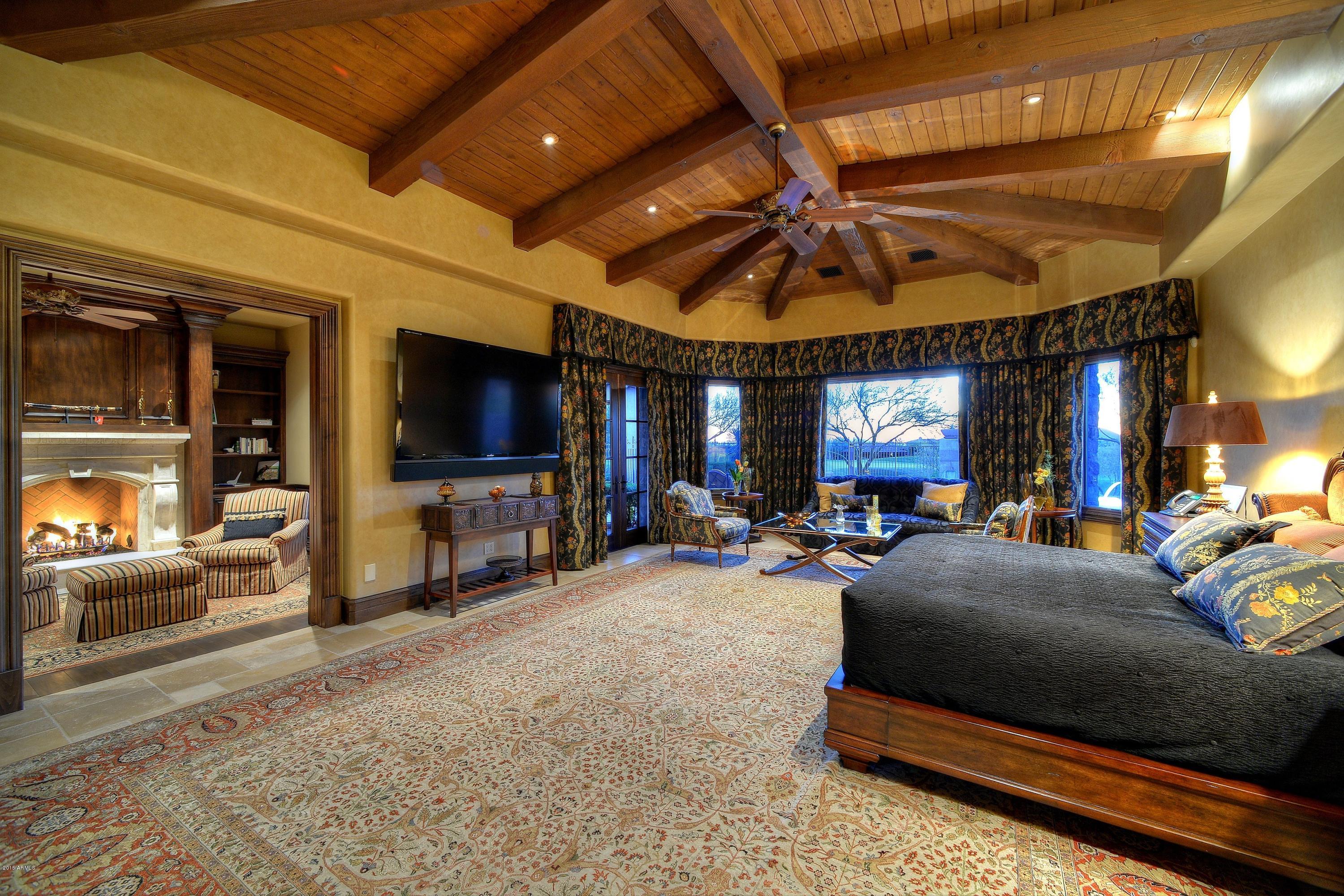 Superstition Mountain - Residential