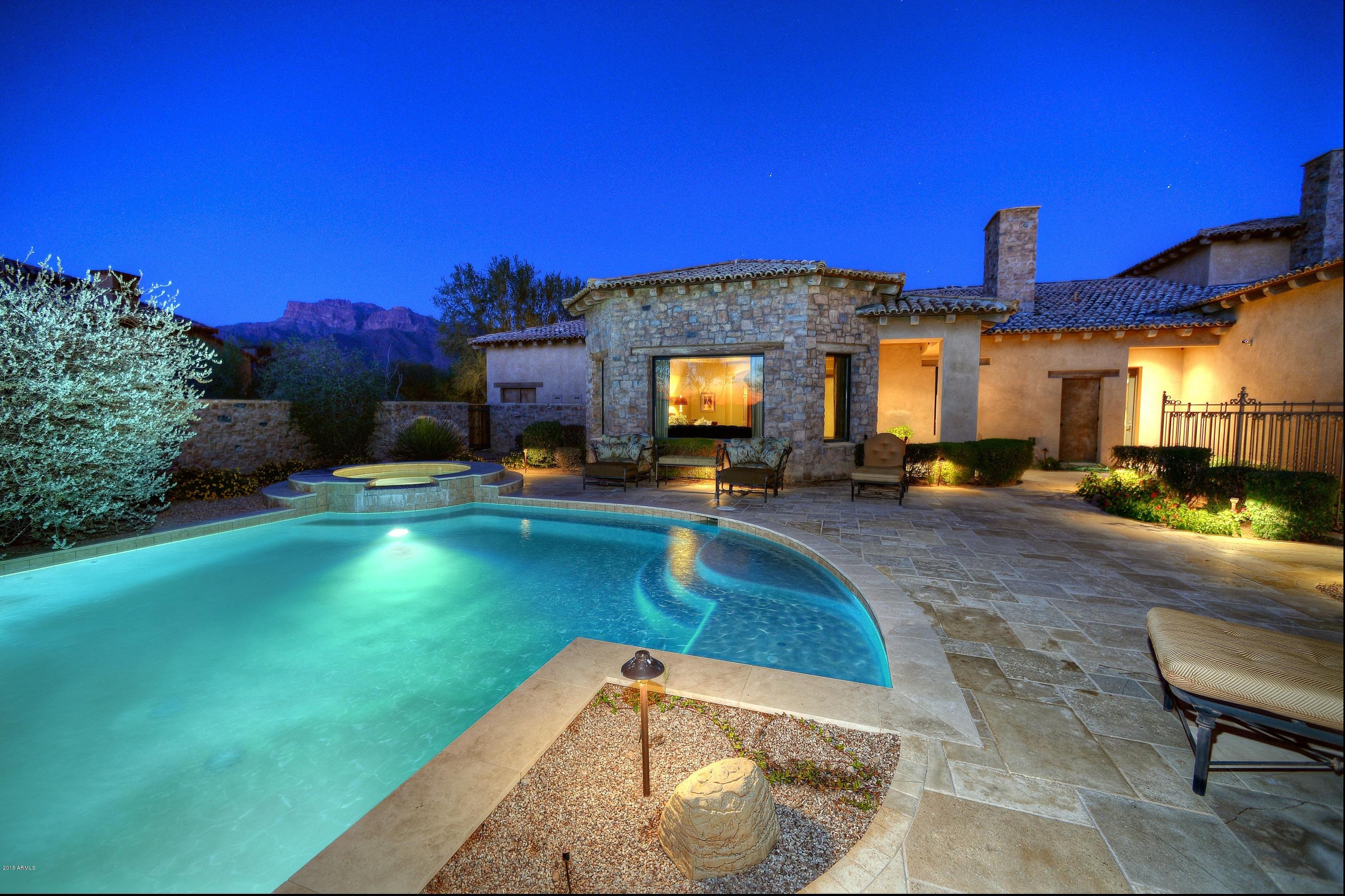 Superstition Mountain - Residential