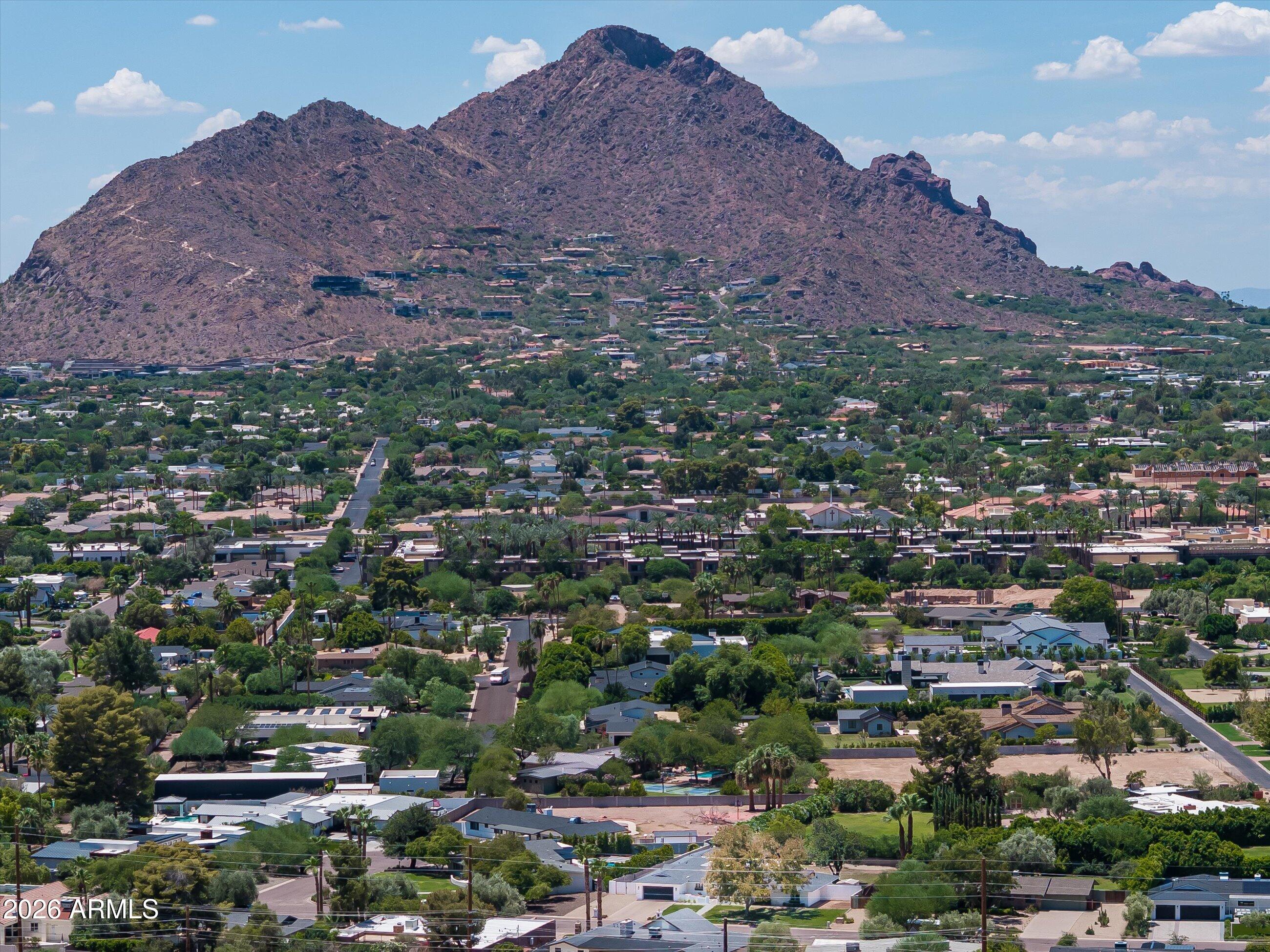 VISTA BONITA - Residential