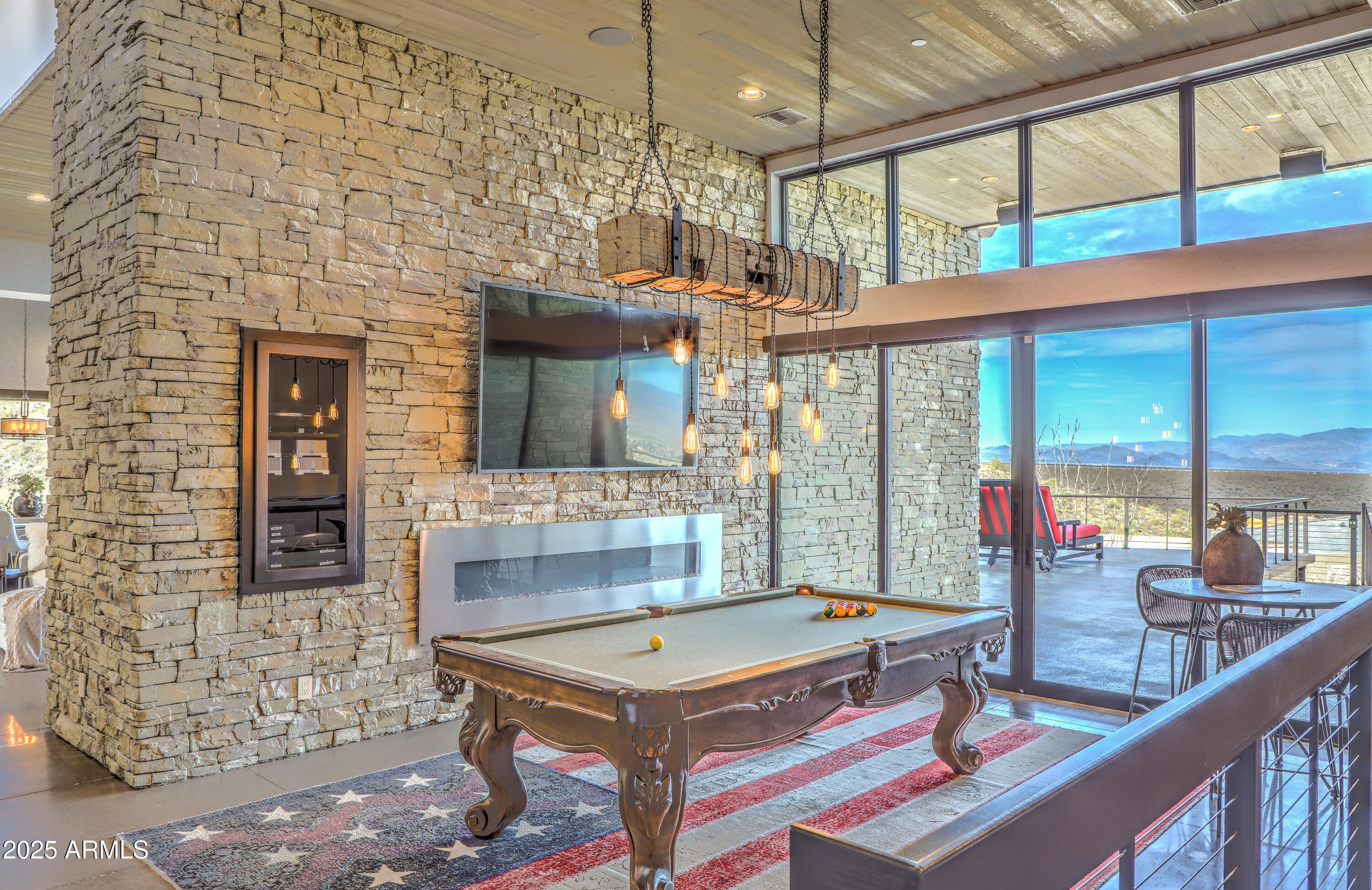 Eagles Nest - Residential