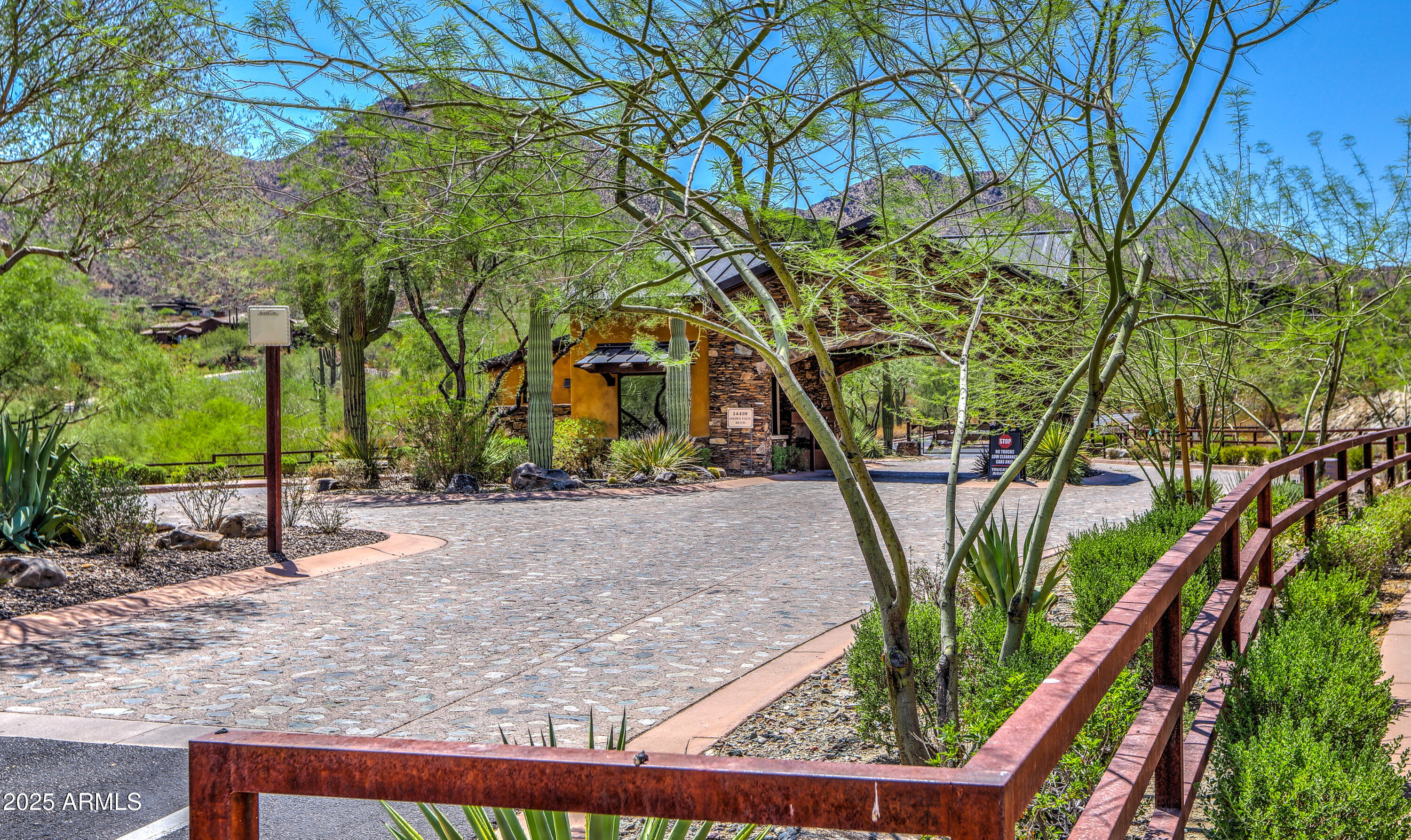 Eagles Nest - Residential