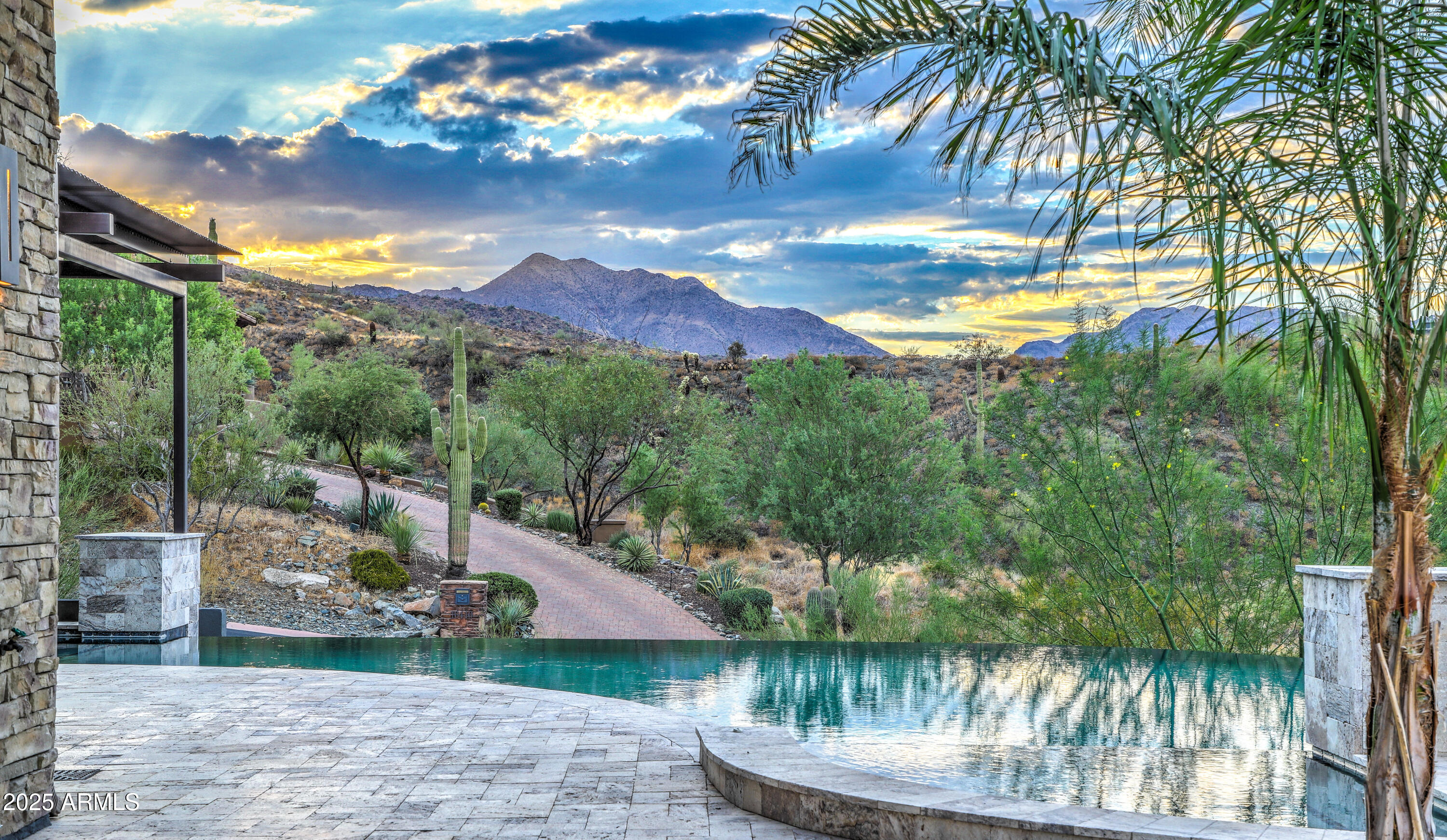 Eagles Nest - Residential