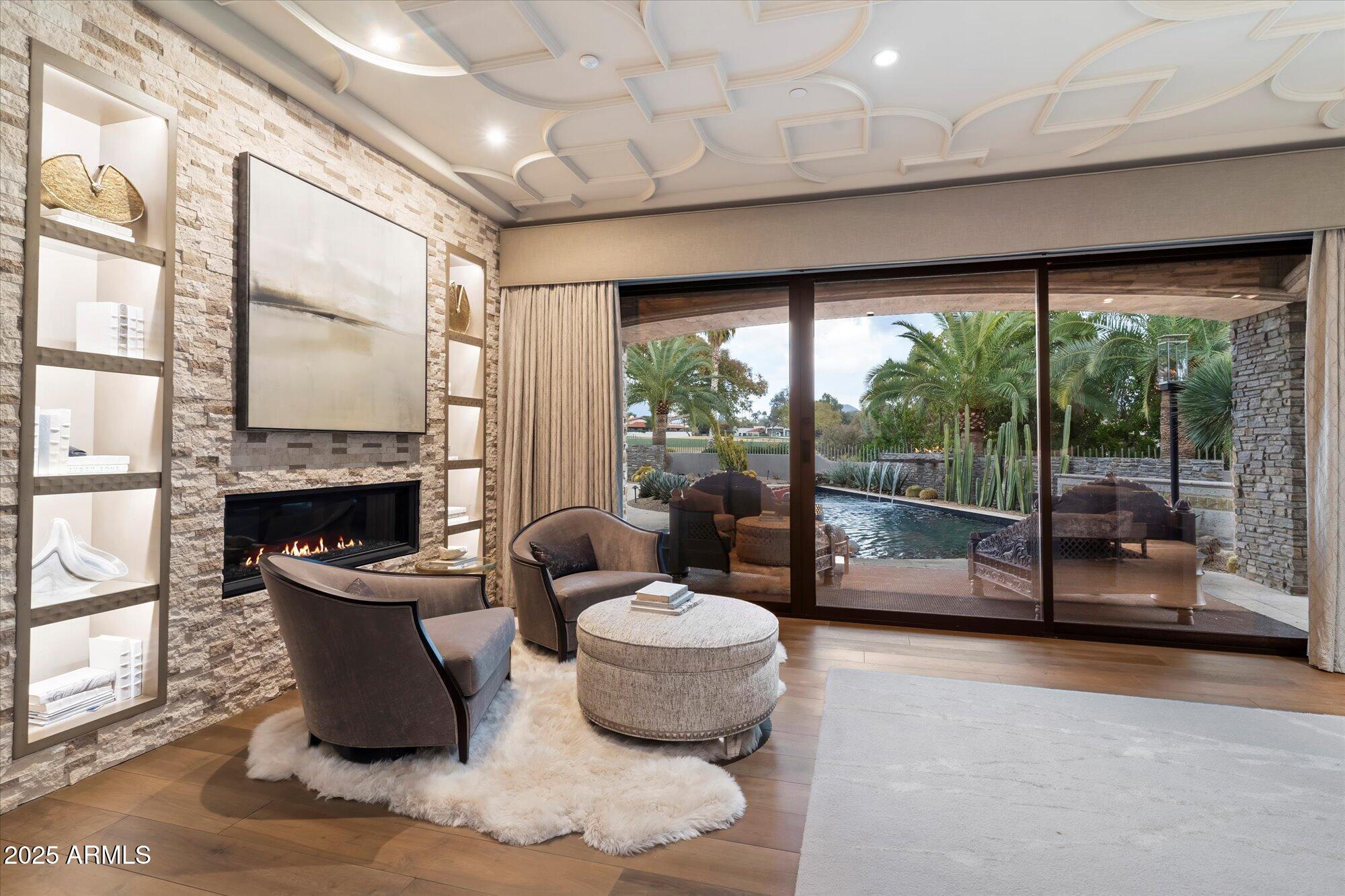 Pinnacle Peak Estate II - Residential