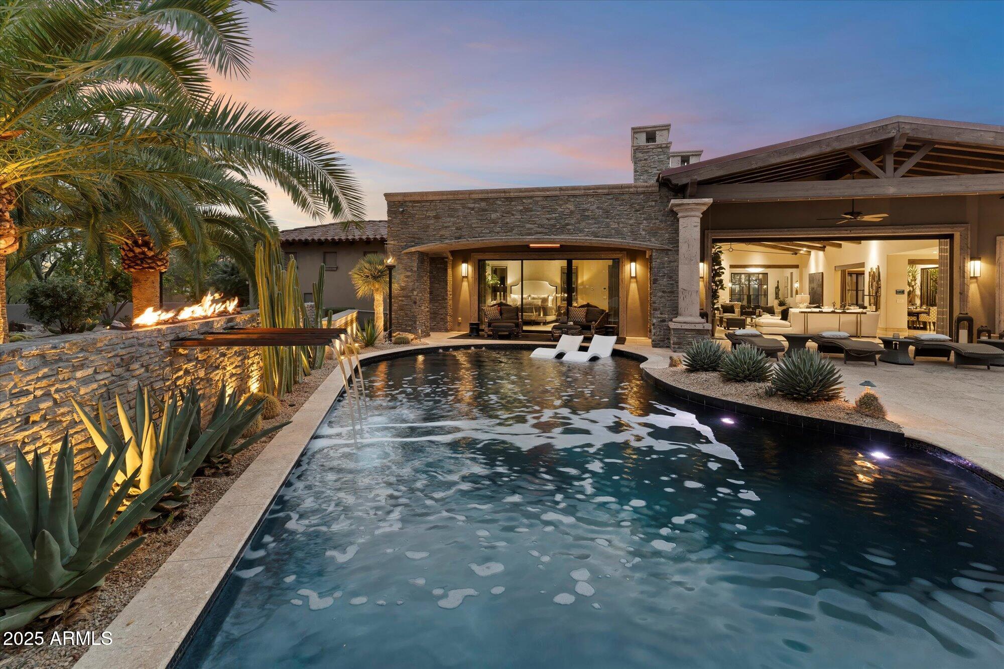 Pinnacle Peak Estate II - Residential