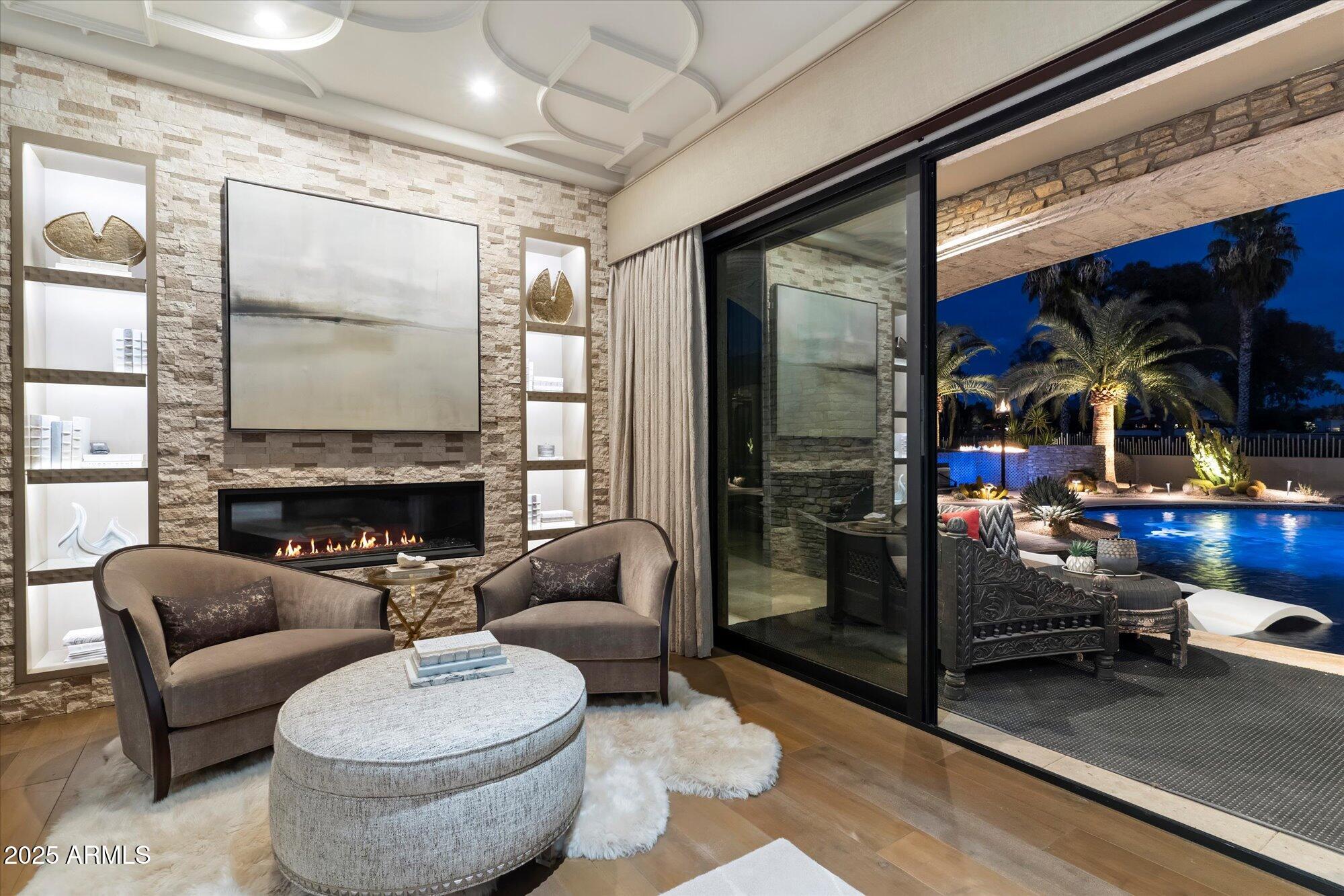 Pinnacle Peak Estate II - Residential
