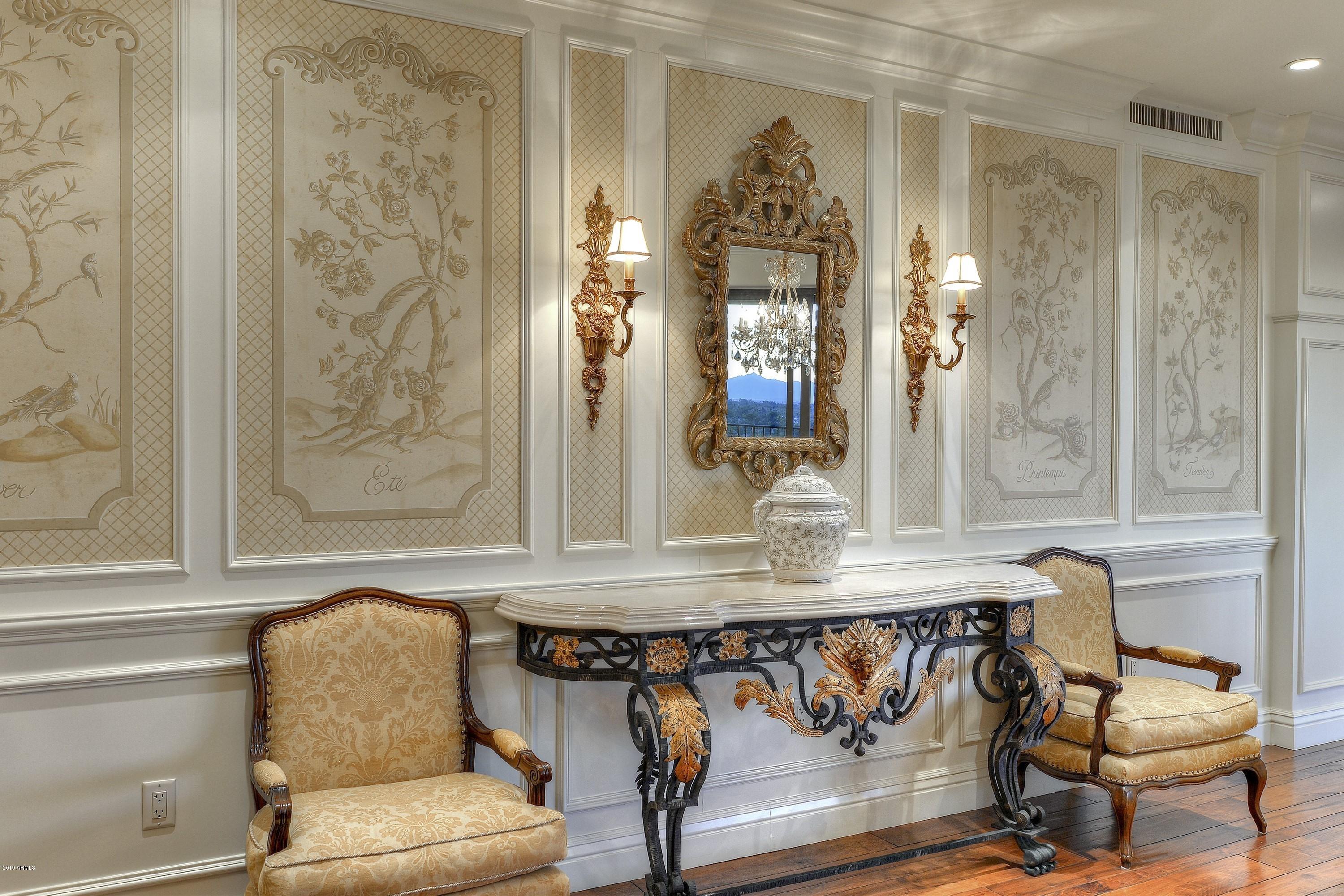 SCOTTSDALE WATERFRONT RESIDENCES - Residential