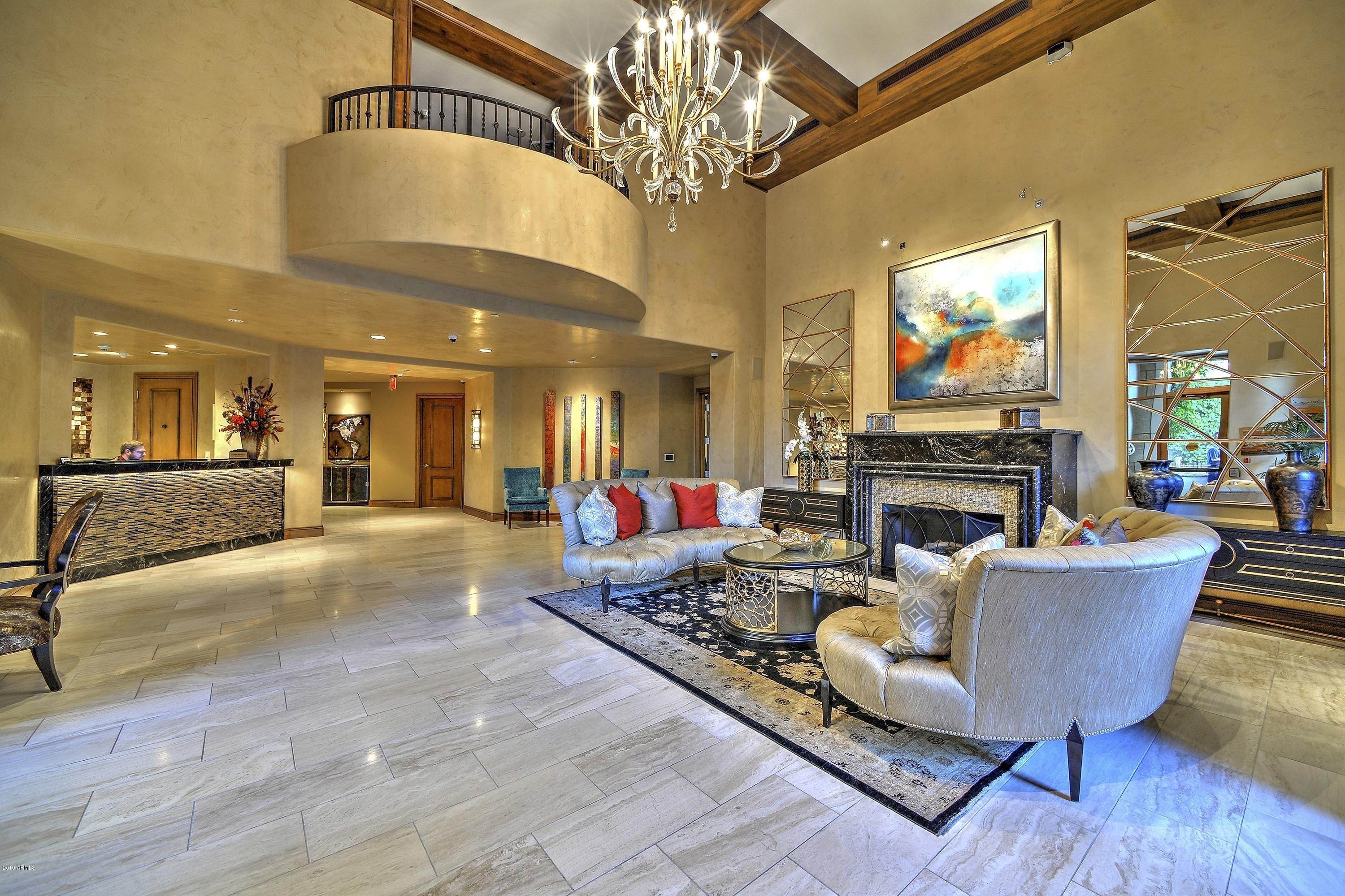 SCOTTSDALE WATERFRONT RESIDENCES - Residential