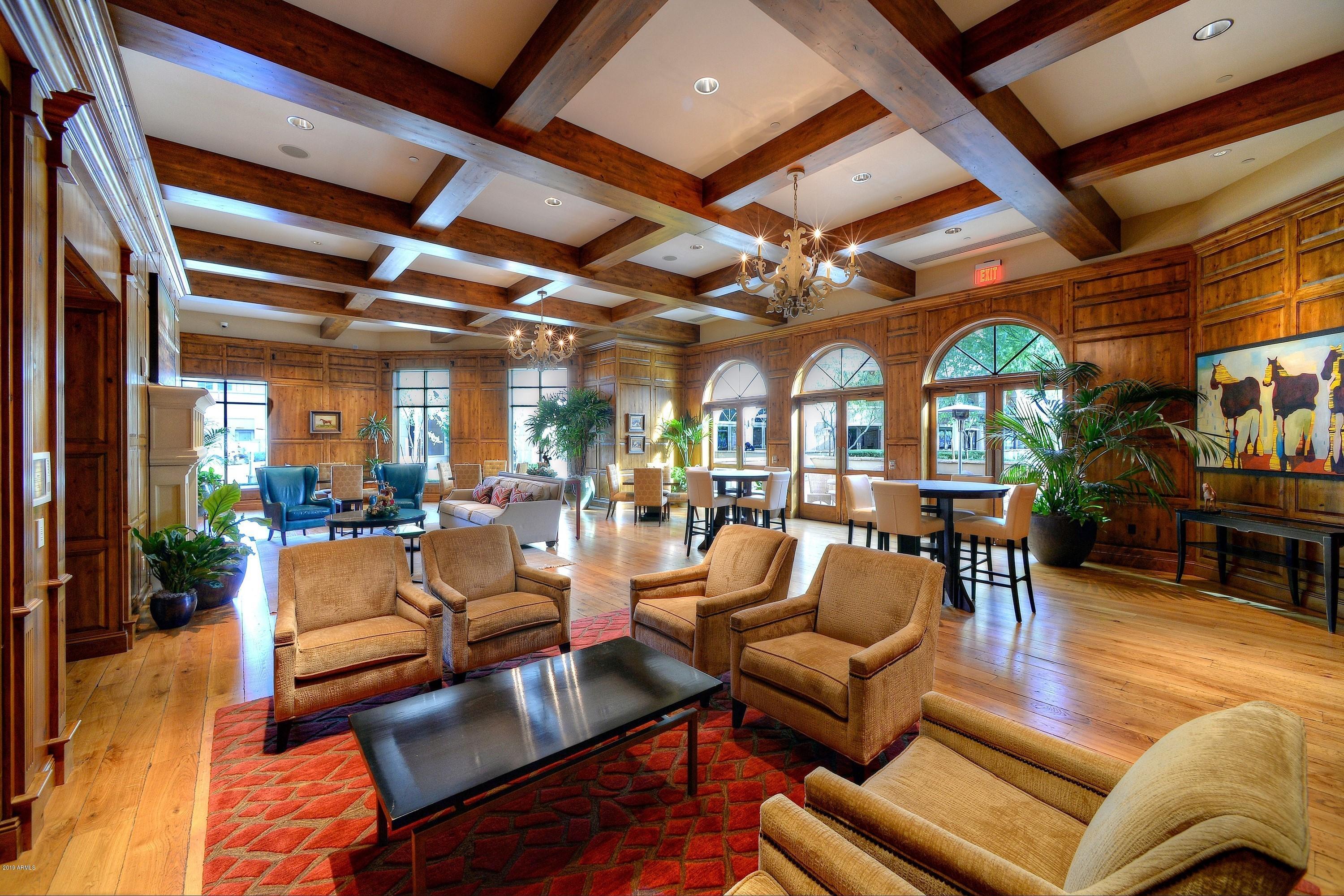 SCOTTSDALE WATERFRONT RESIDENCES - Residential