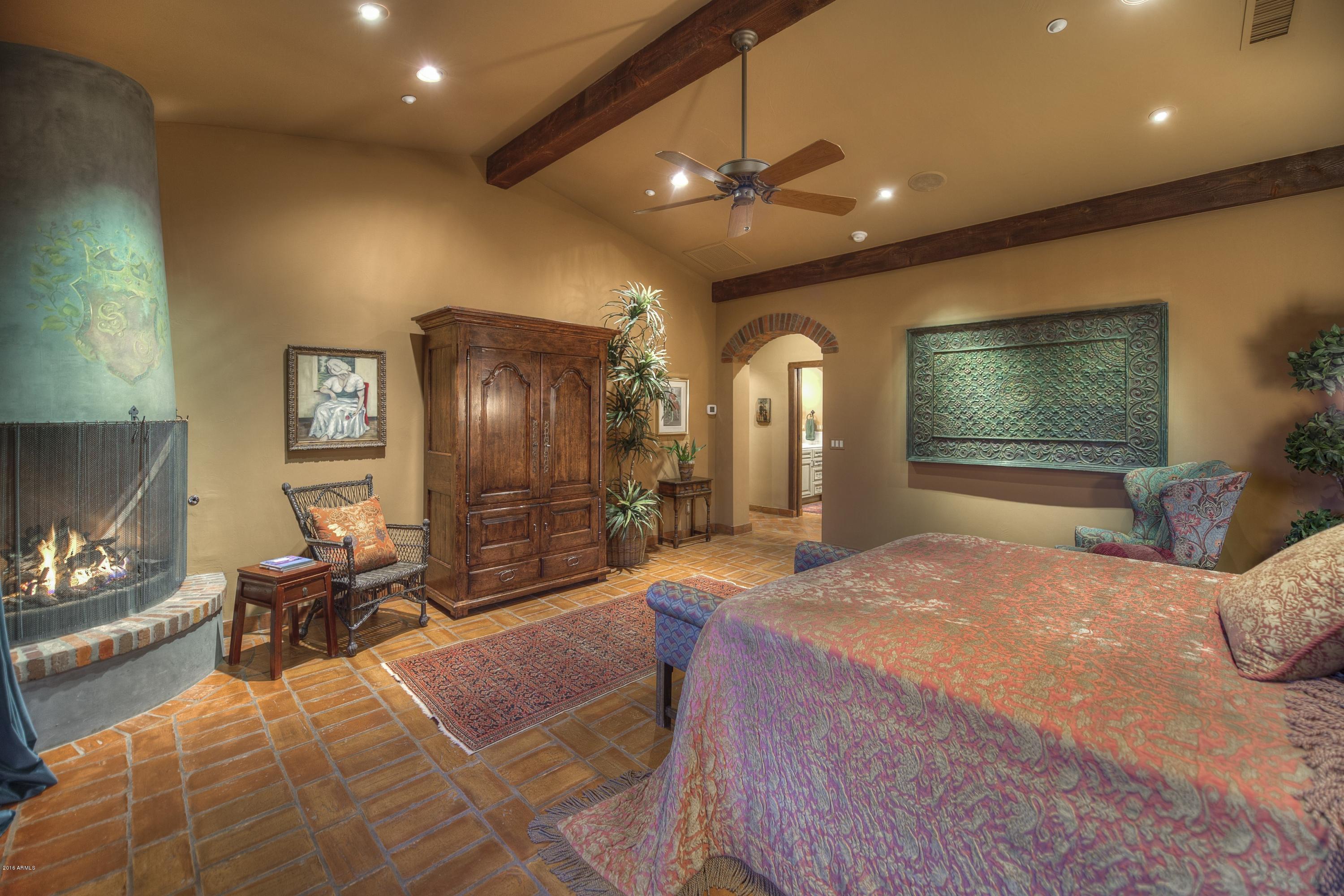 ESTANCIA - Residential