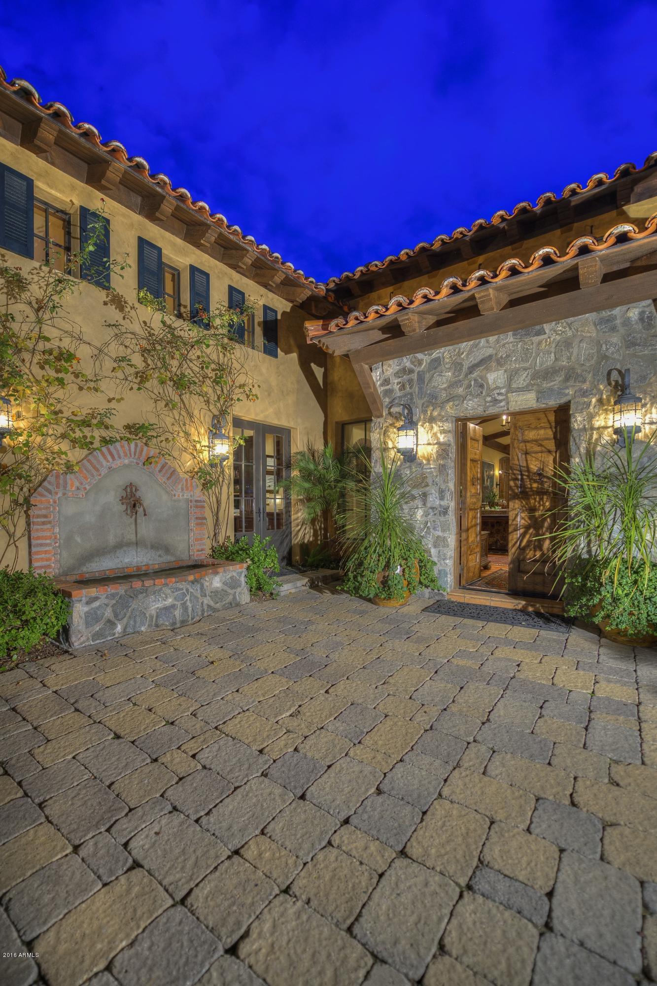ESTANCIA - Residential