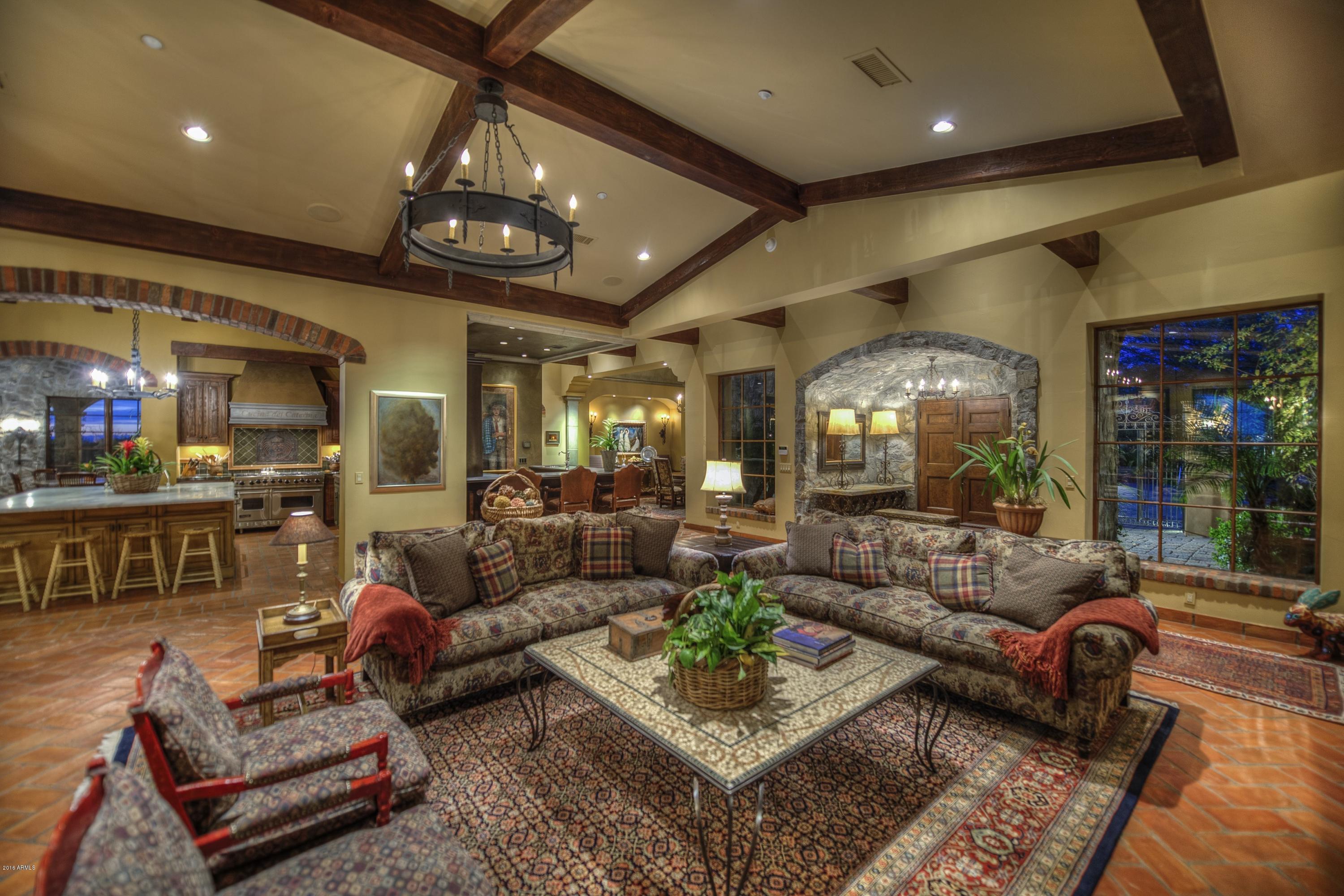 ESTANCIA - Residential