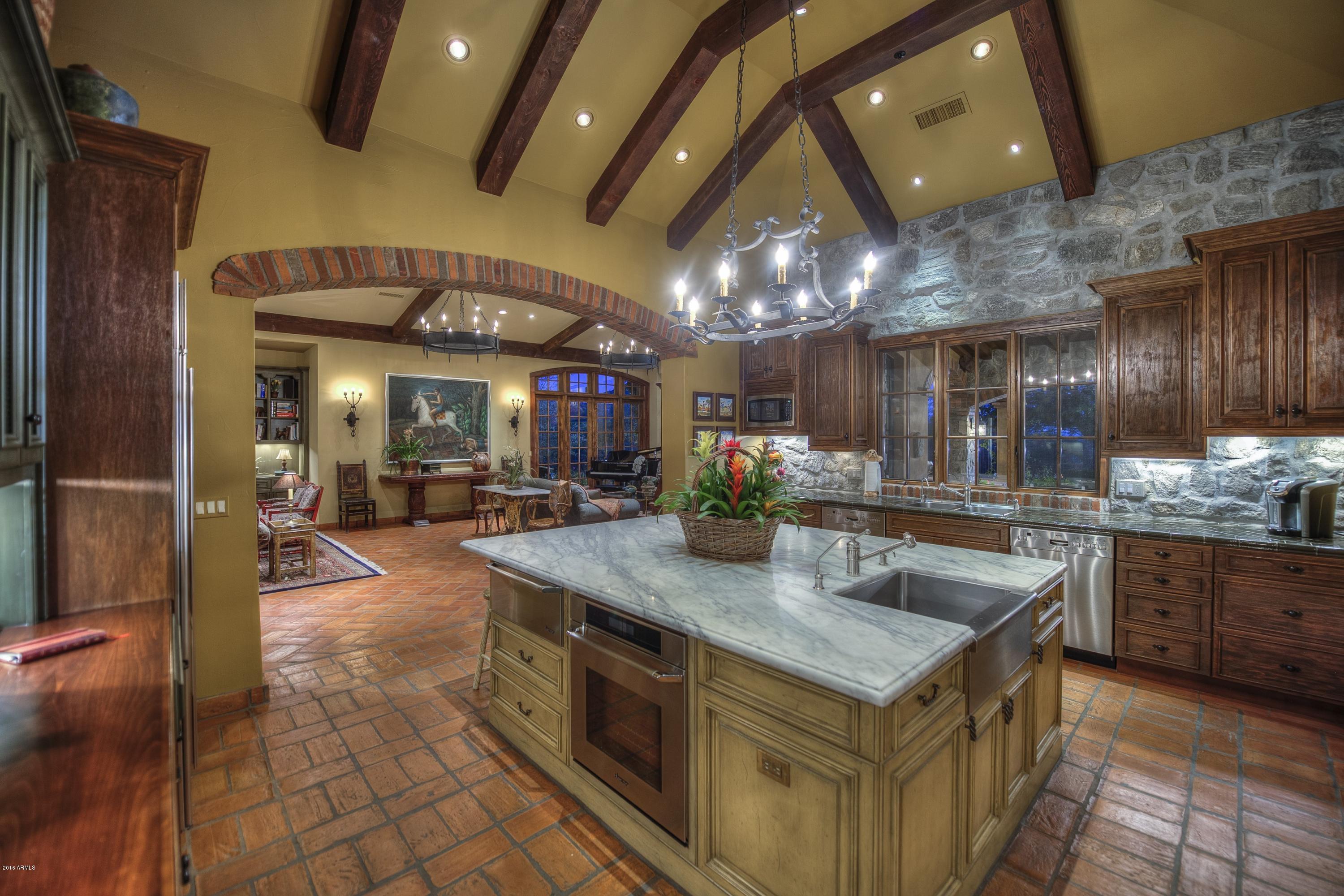 ESTANCIA - Residential