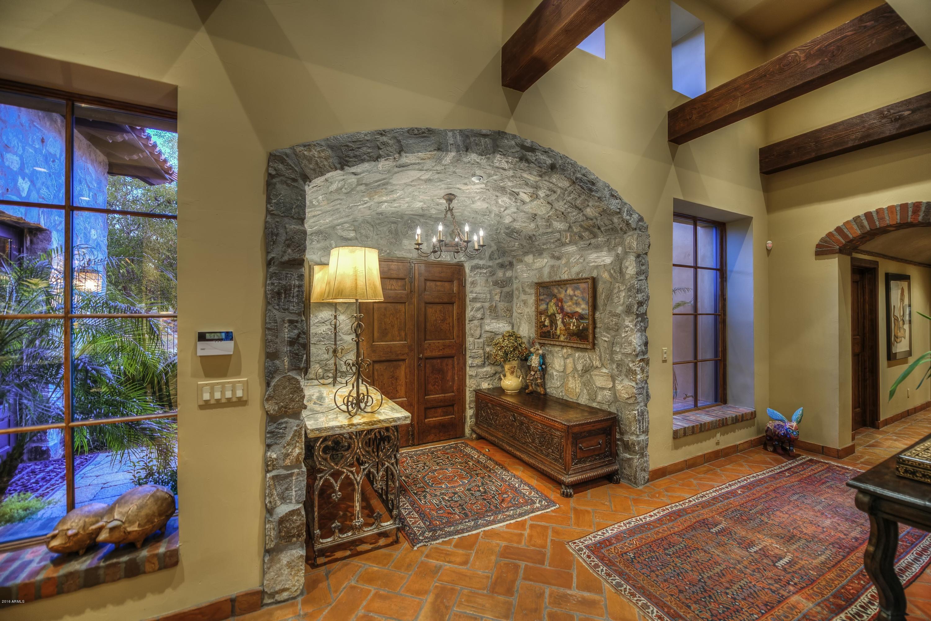 ESTANCIA - Residential