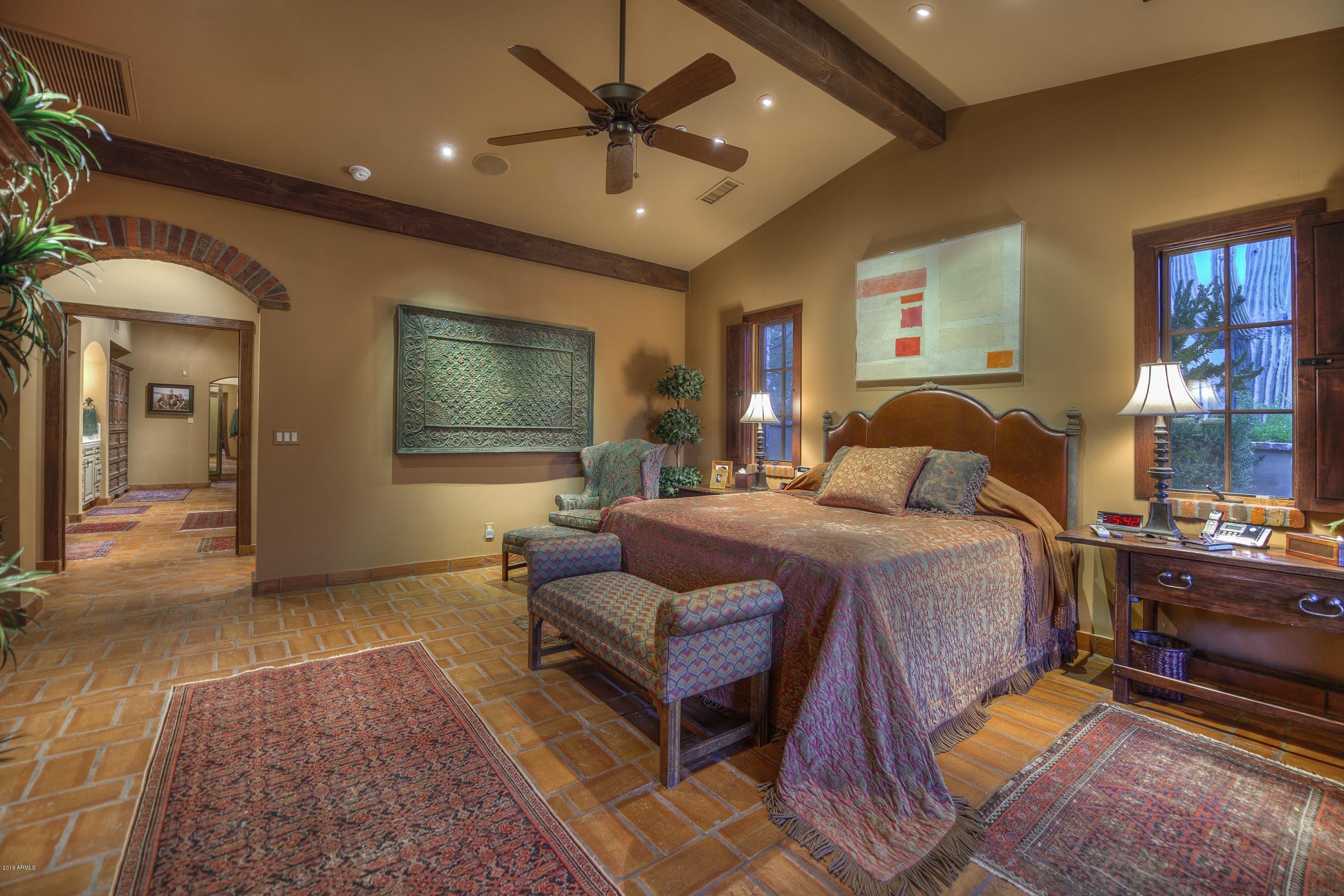ESTANCIA - Residential