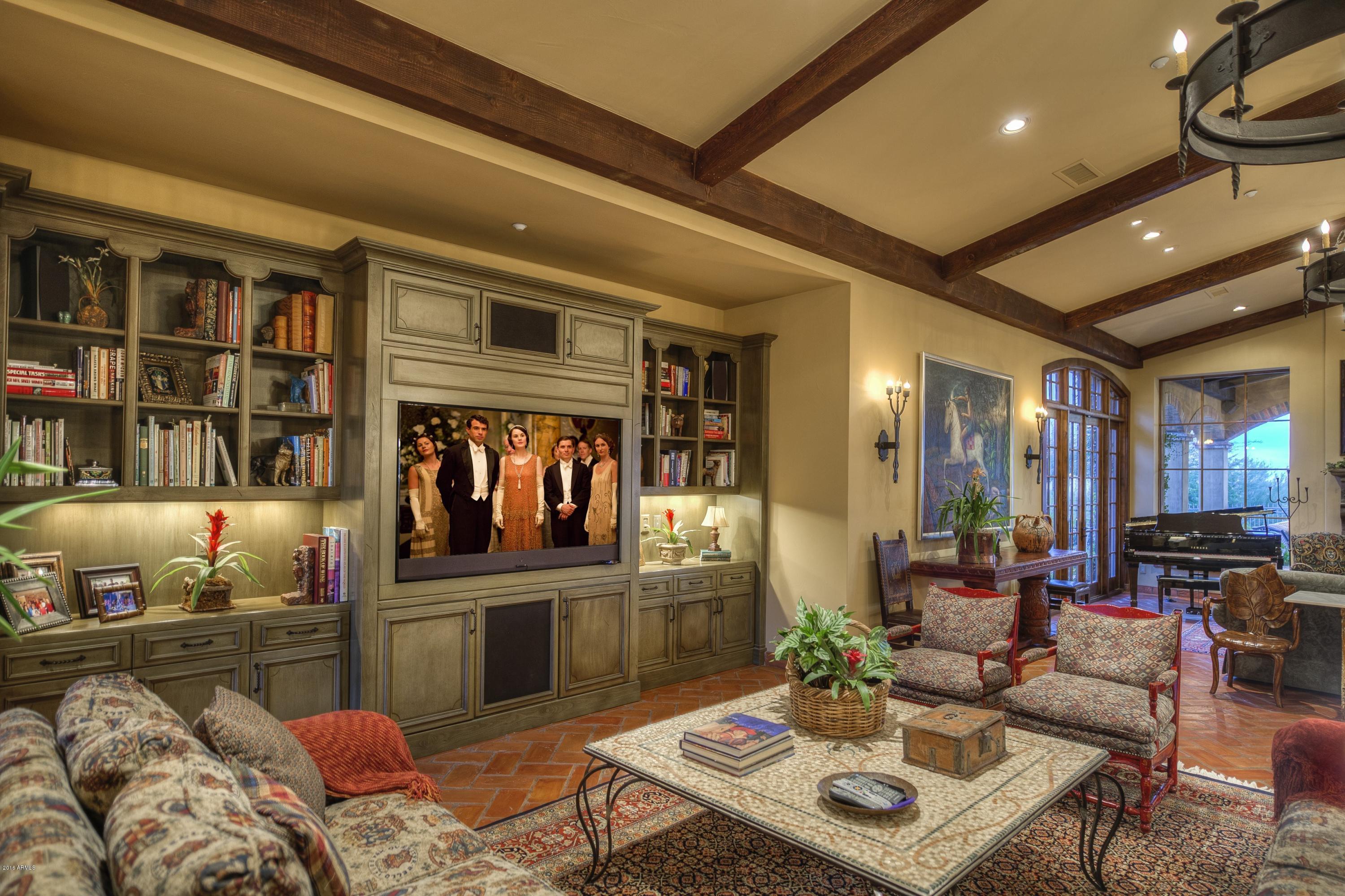 ESTANCIA - Residential