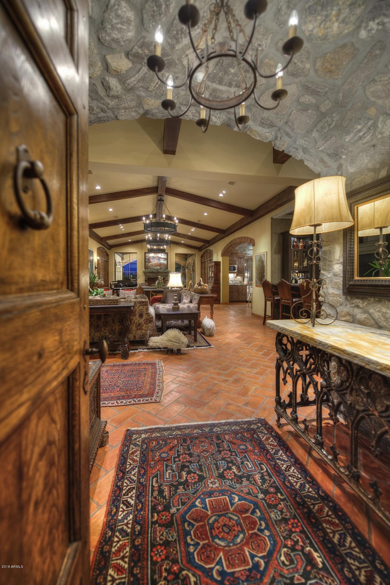 ESTANCIA - Residential