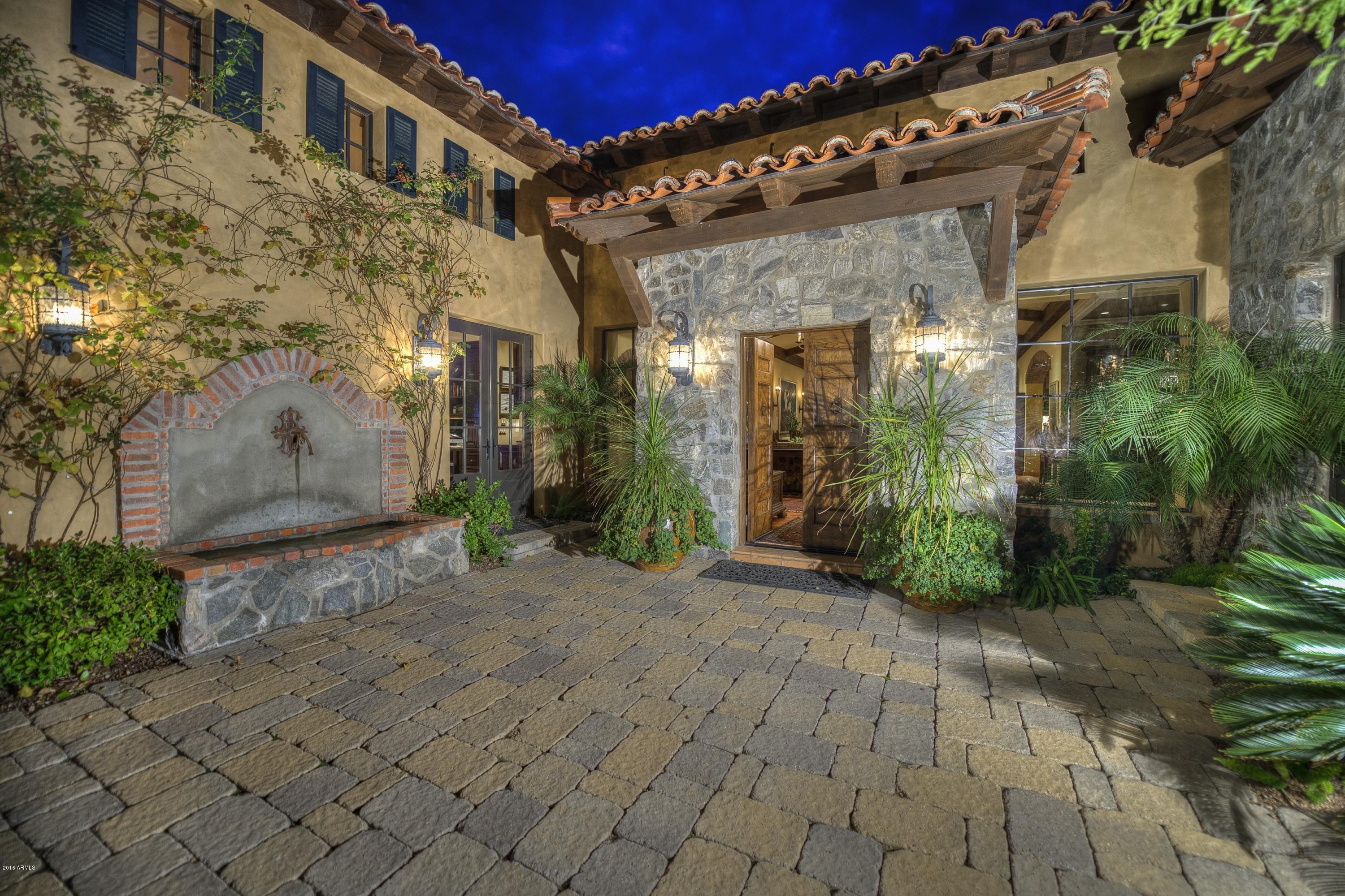 ESTANCIA - Residential