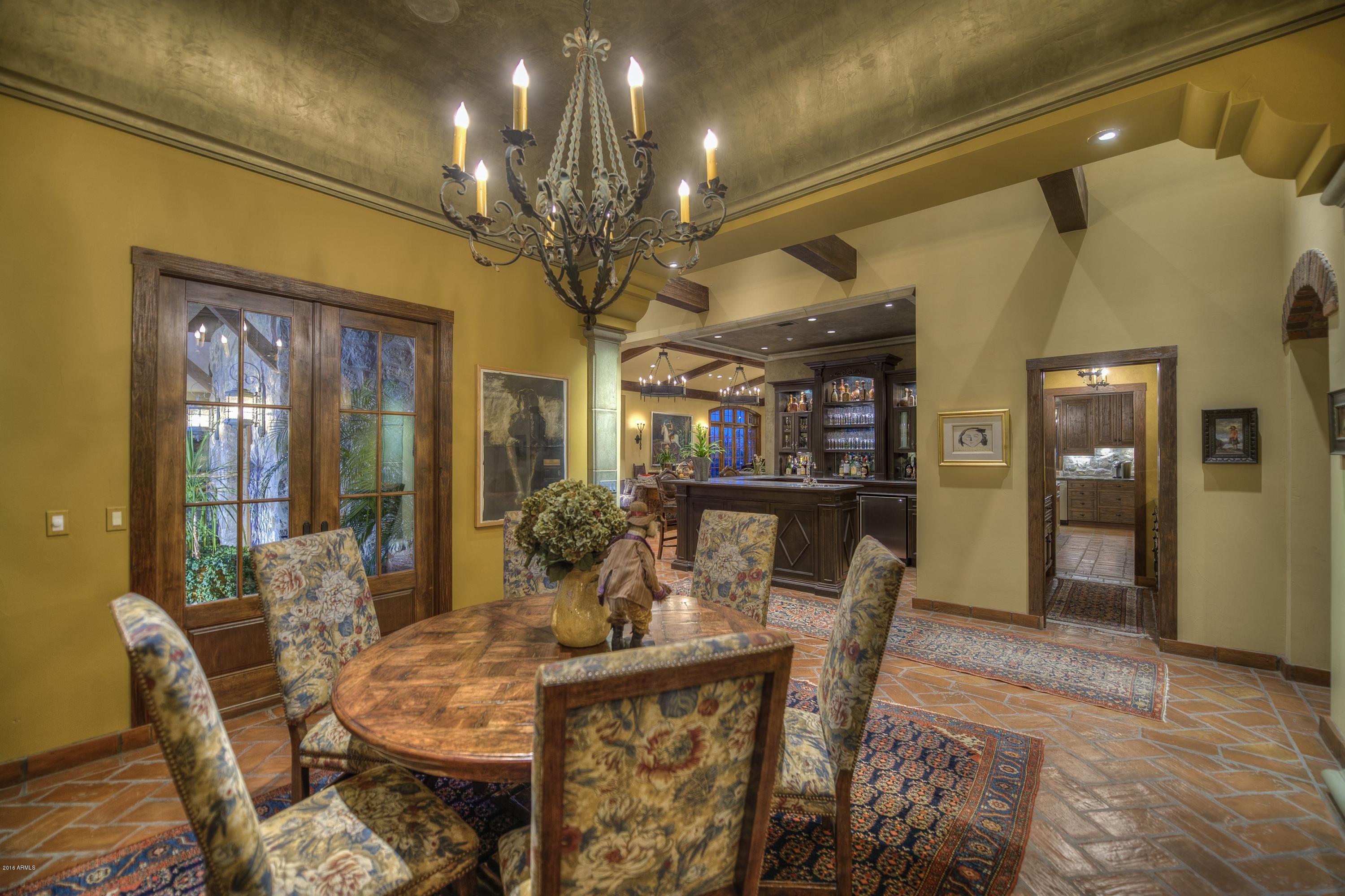 ESTANCIA - Residential