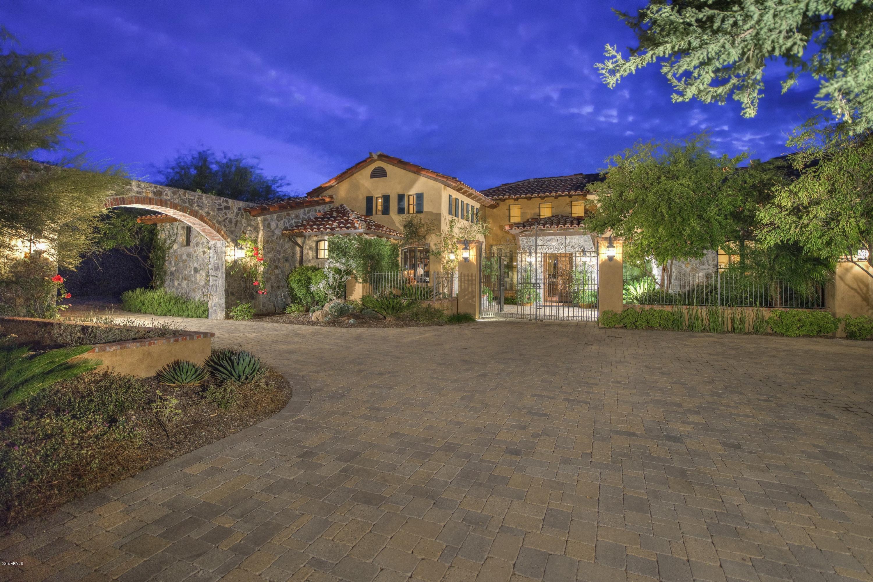 ESTANCIA - Residential