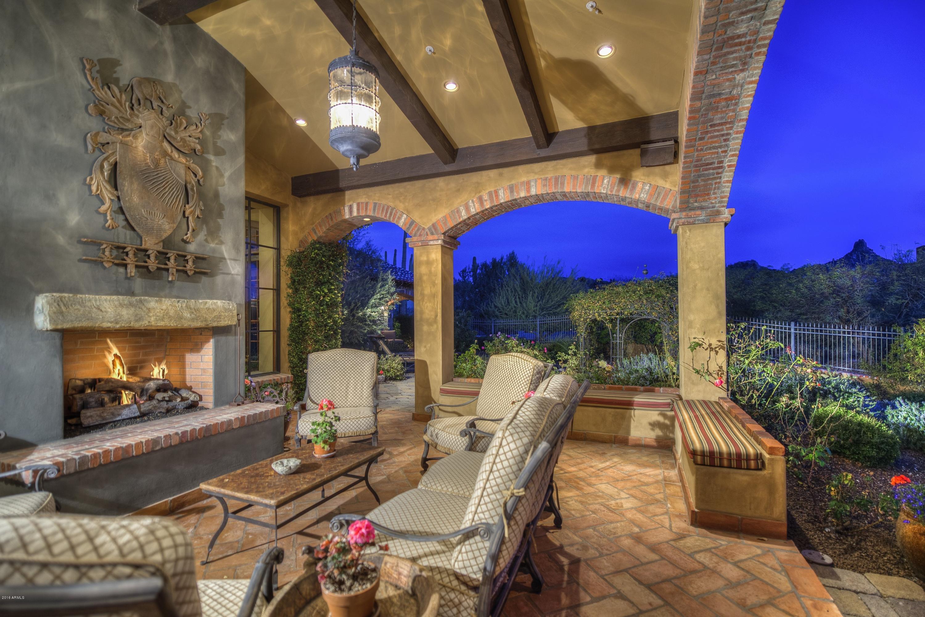 ESTANCIA - Residential