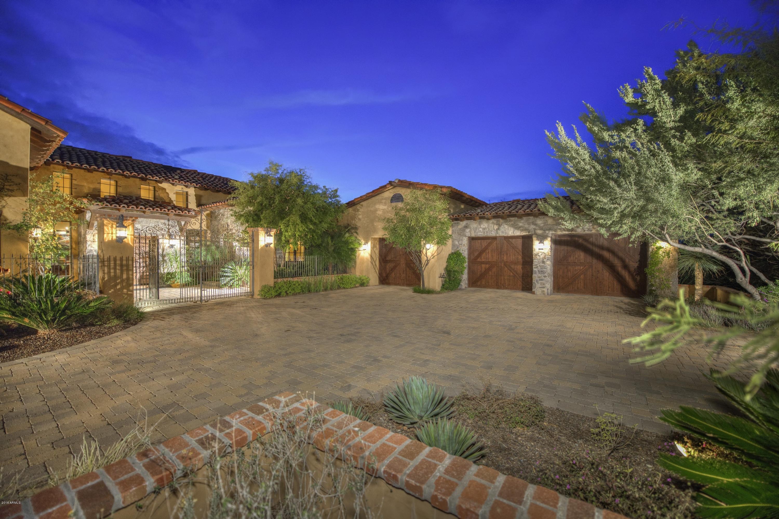 ESTANCIA - Residential