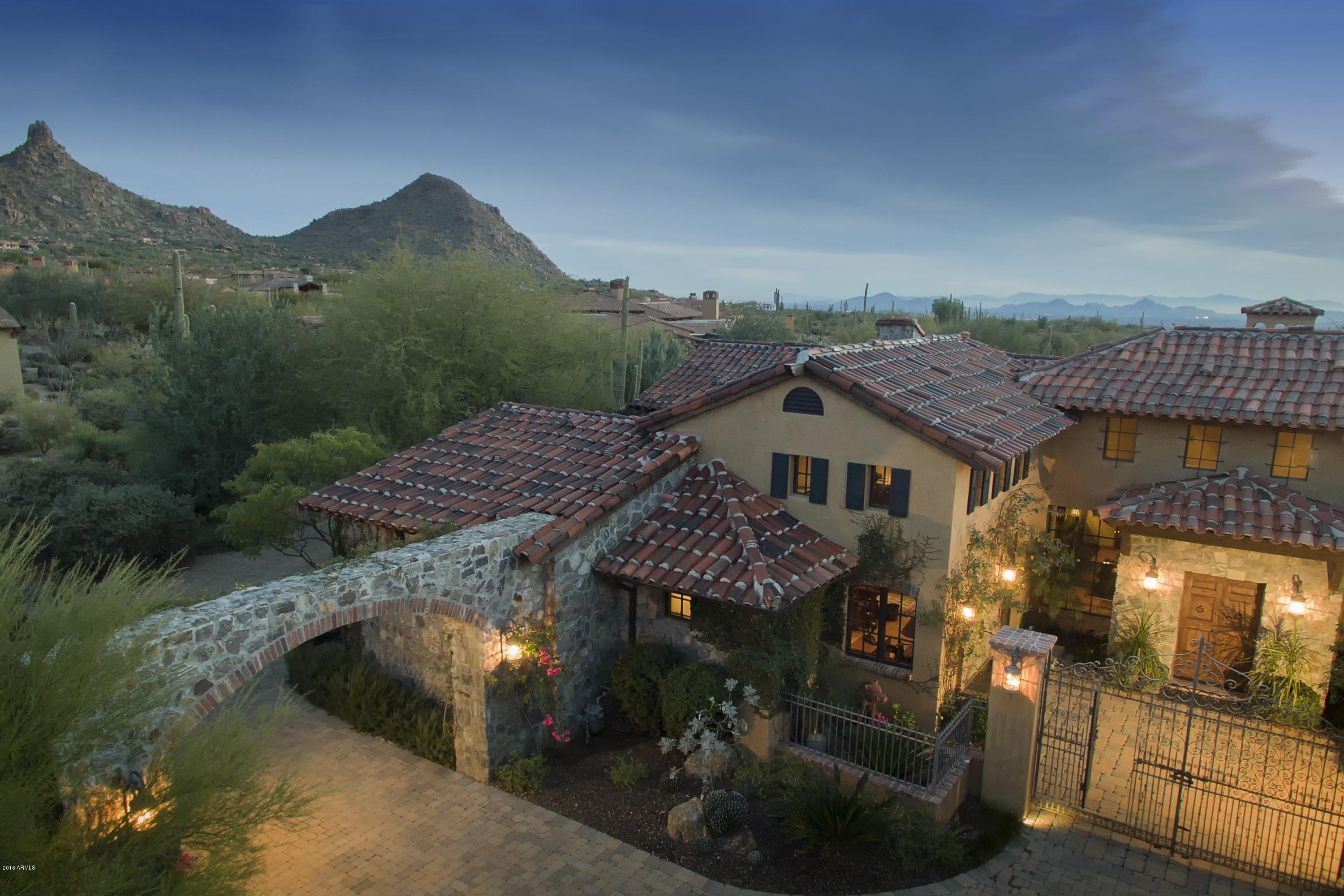ESTANCIA - Residential