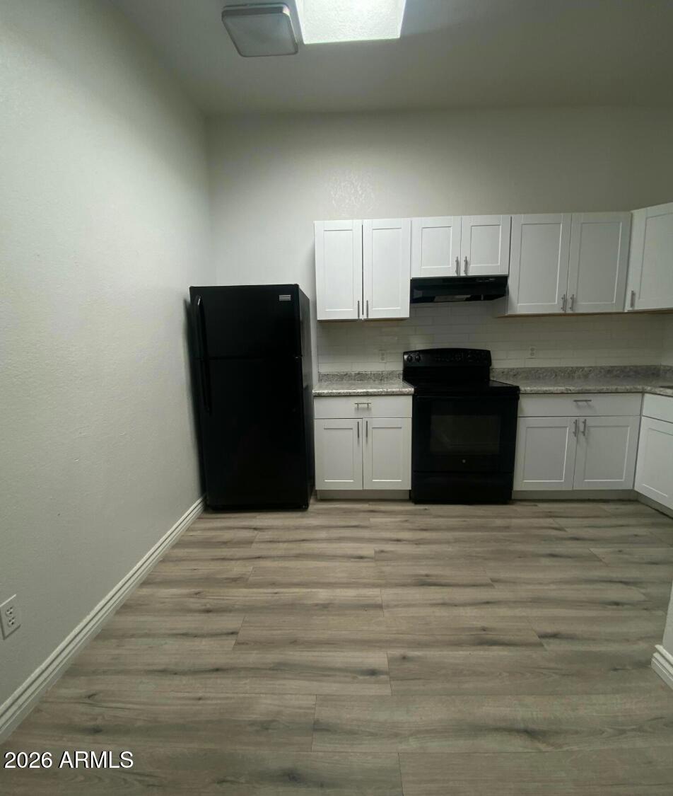 PALM SPRINGS UNIT 15 - Residential Lease