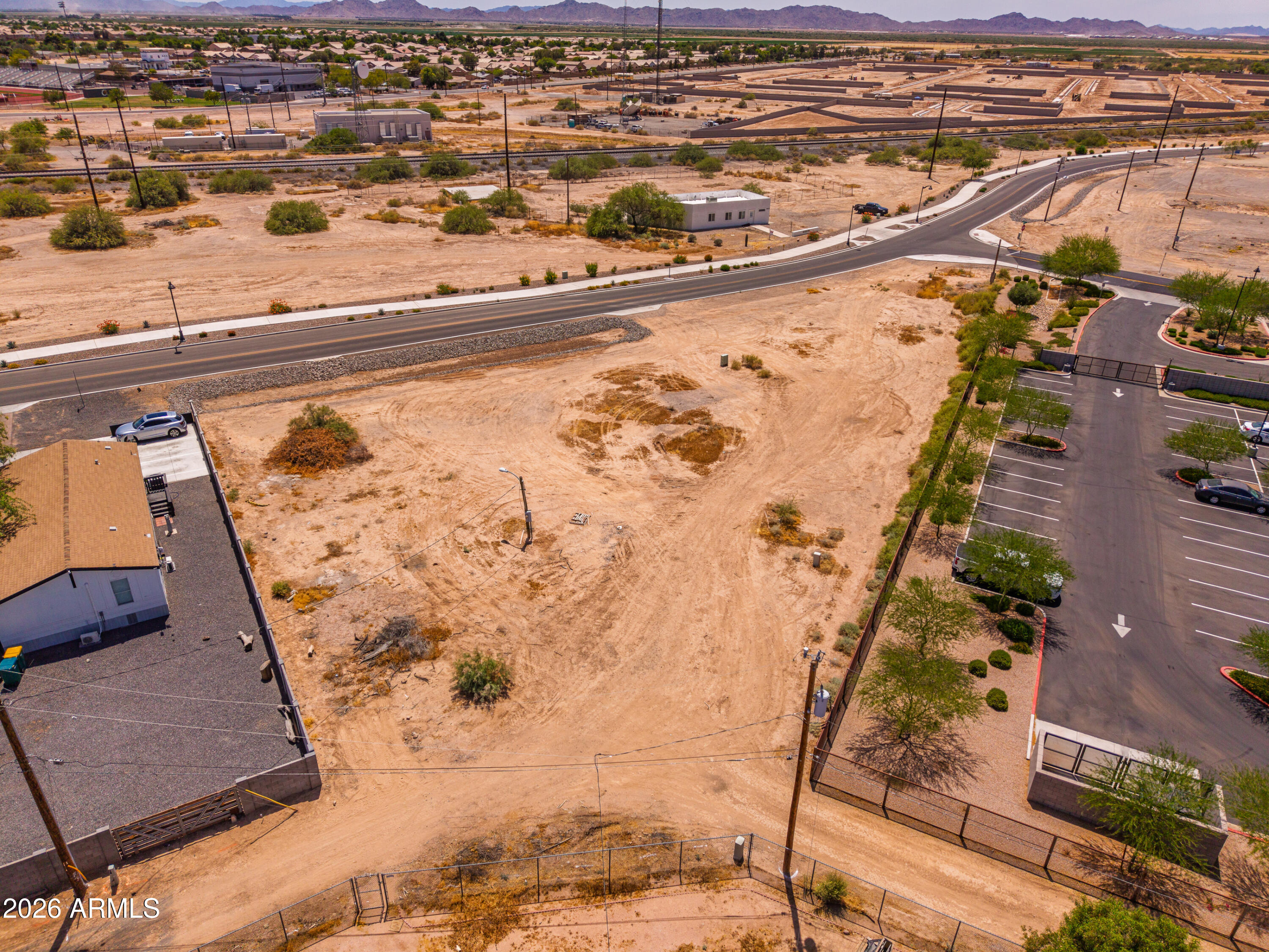 MARICOPA MANOR - Land