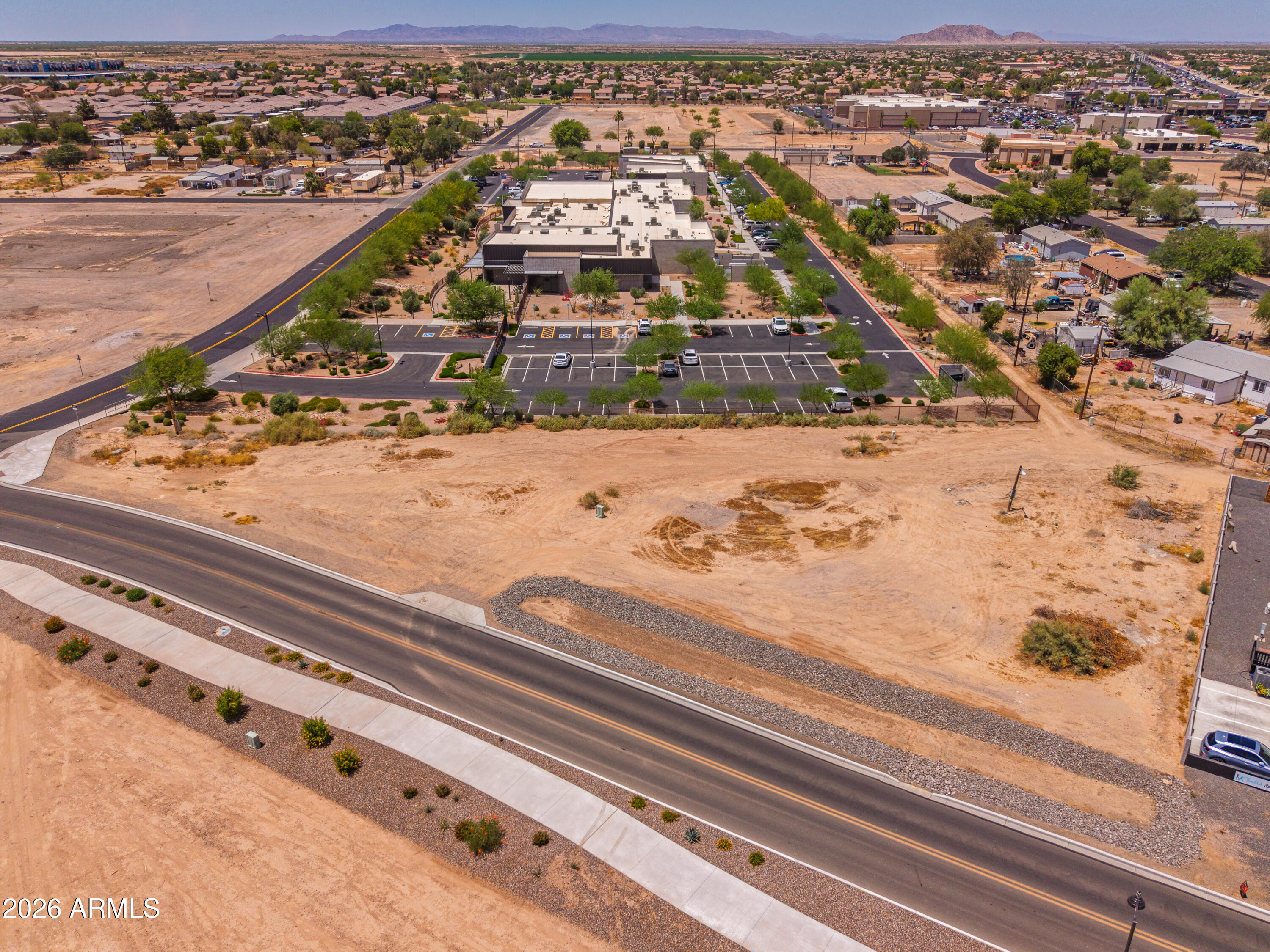MARICOPA MANOR - Land