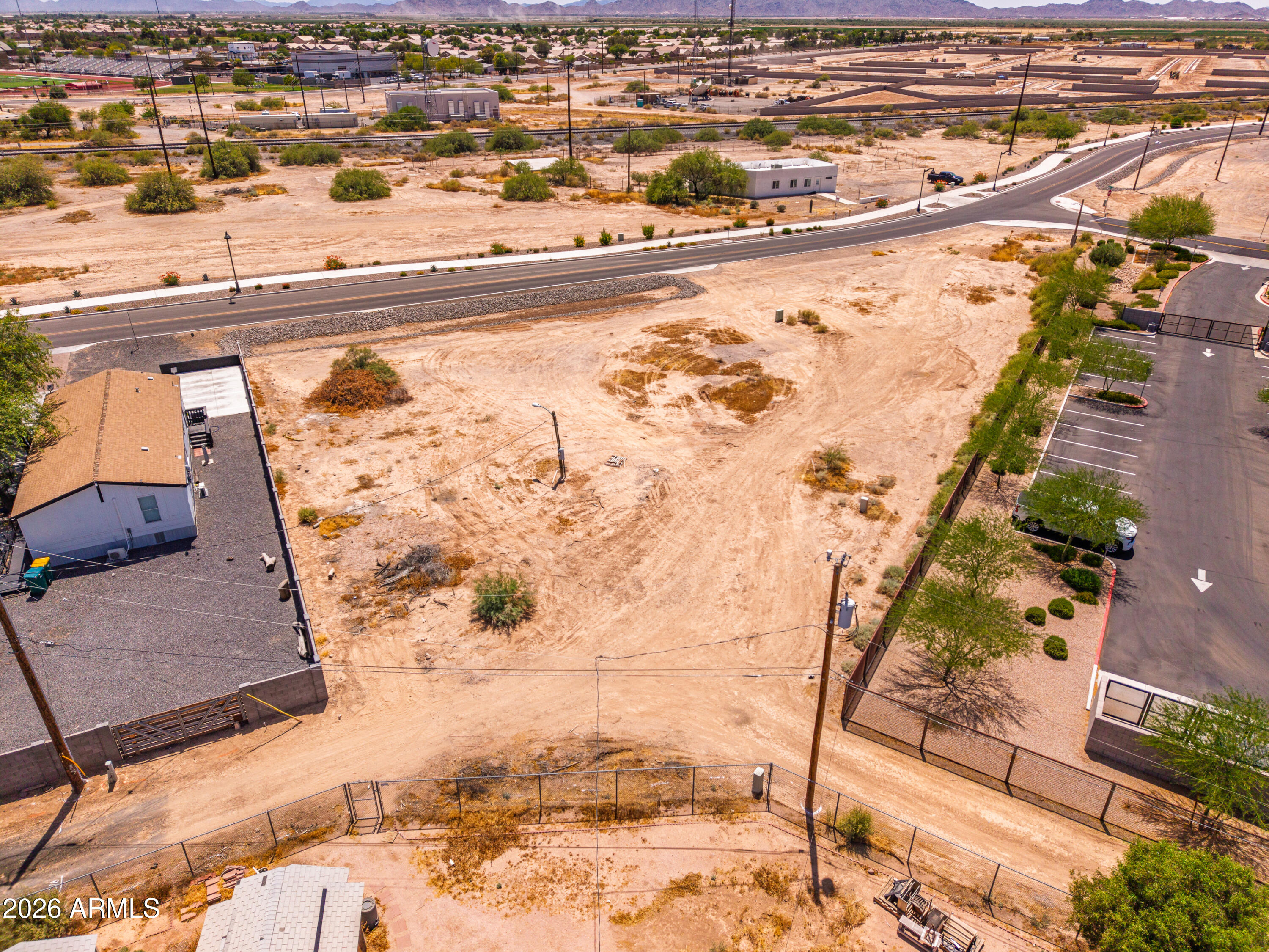 MARICOPA MANOR - Land