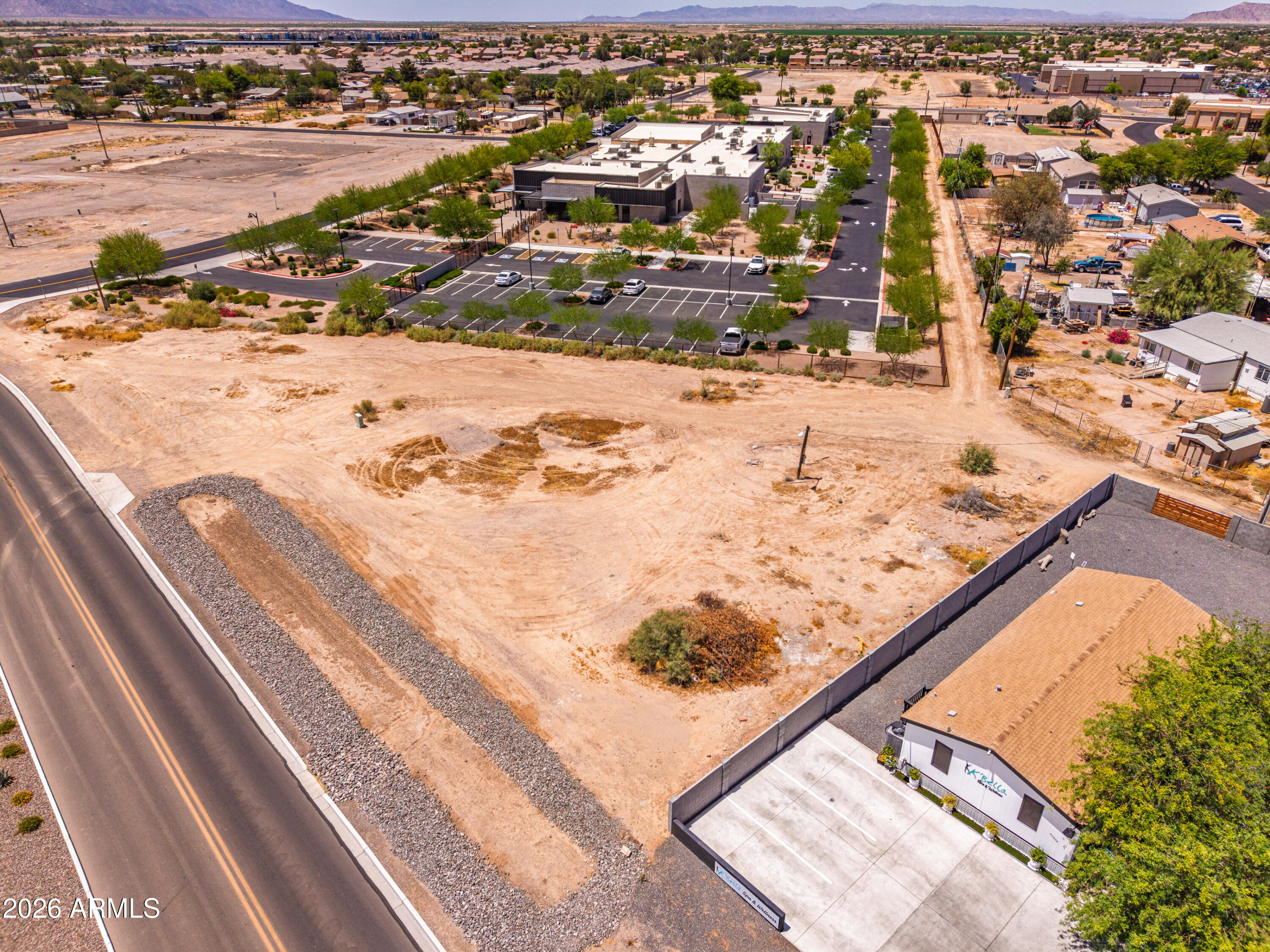 MARICOPA MANOR - Land