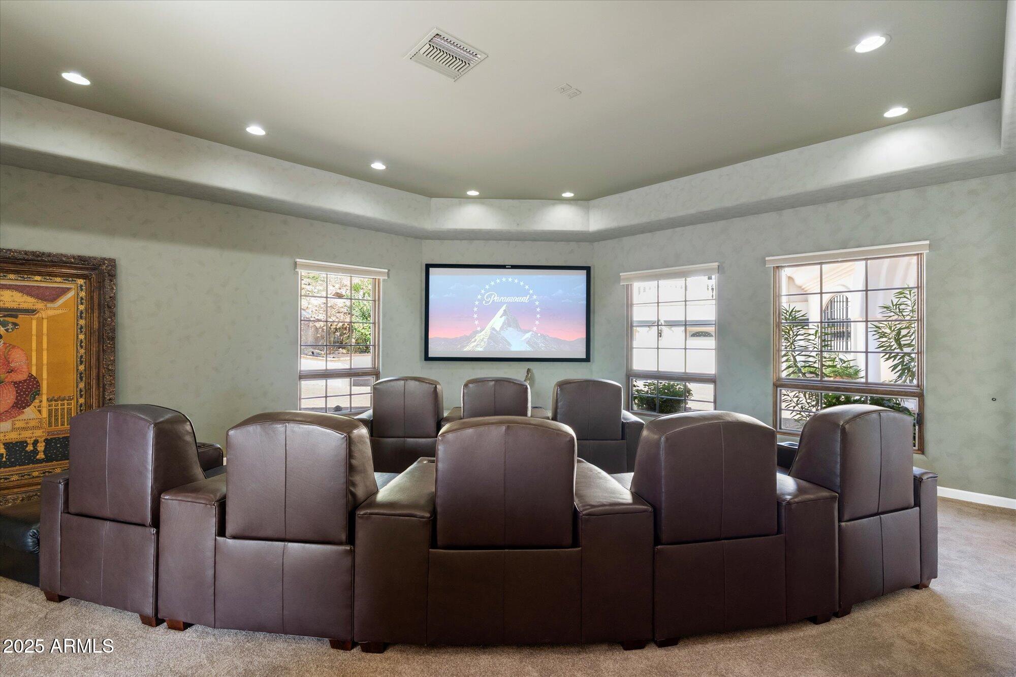 PARADISE HIGHLANDS - Residential