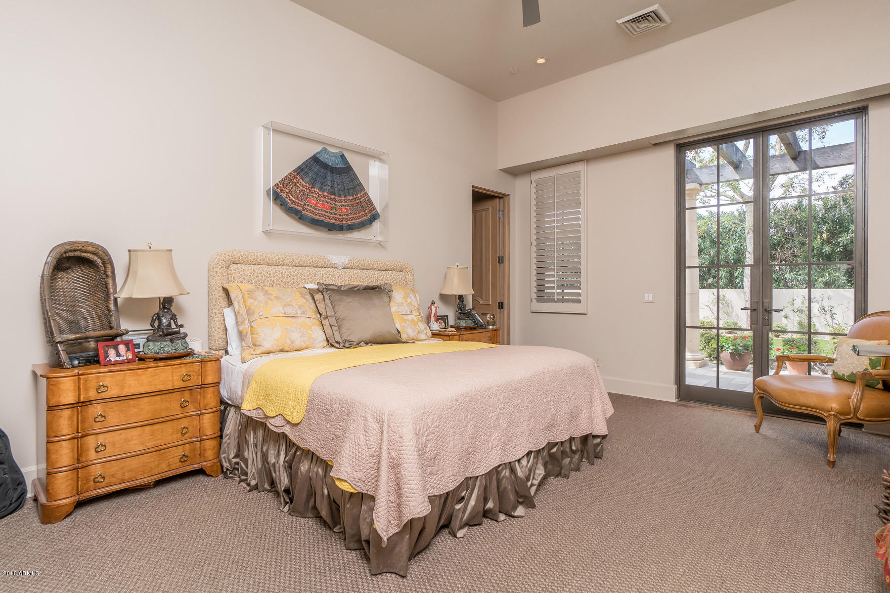 PARADISE VALLEY ESTATES - Residential