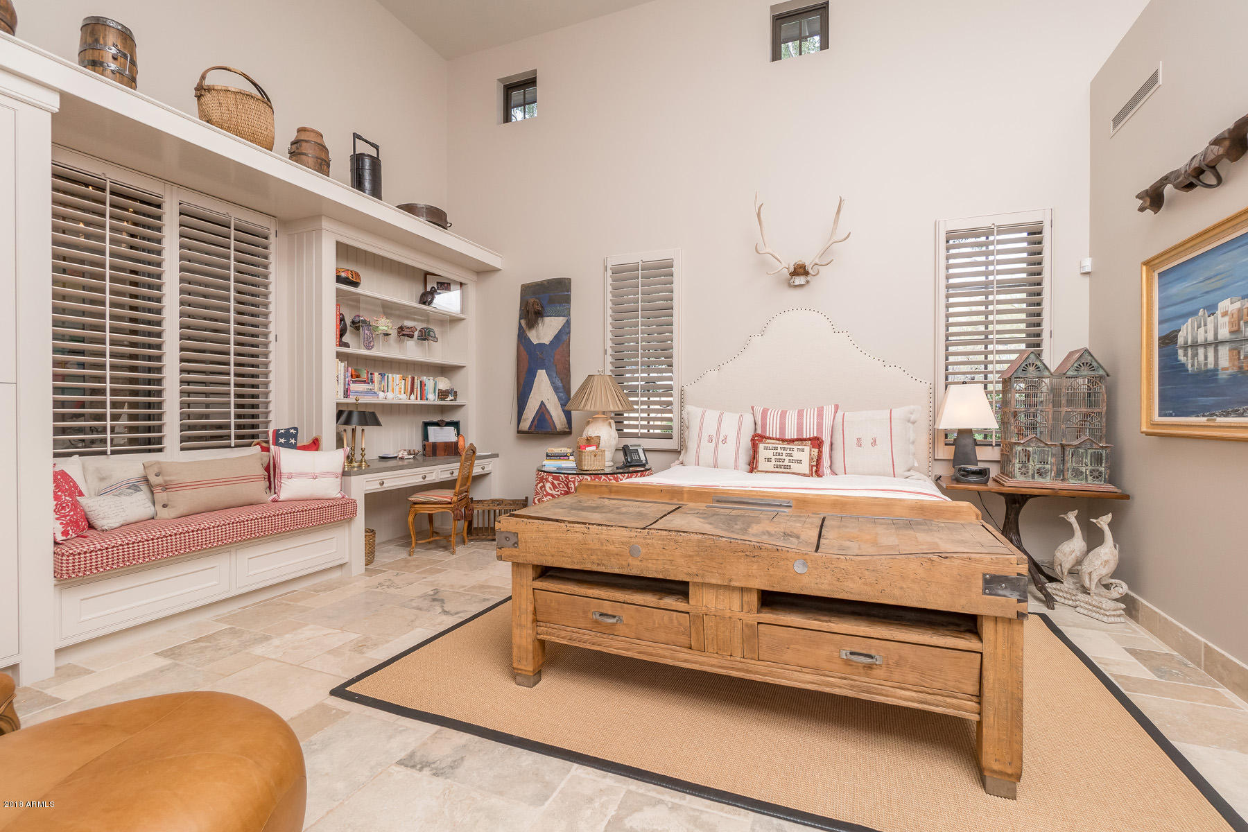 PARADISE VALLEY ESTATES - Residential