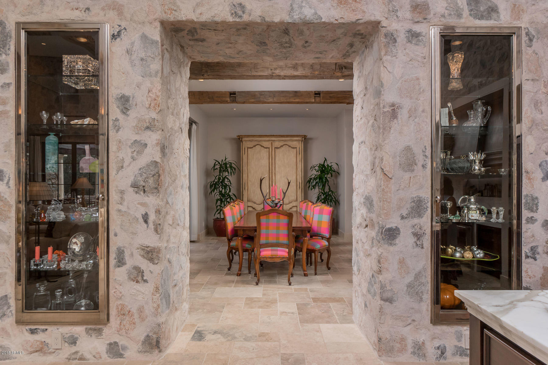 PARADISE VALLEY ESTATES - Residential