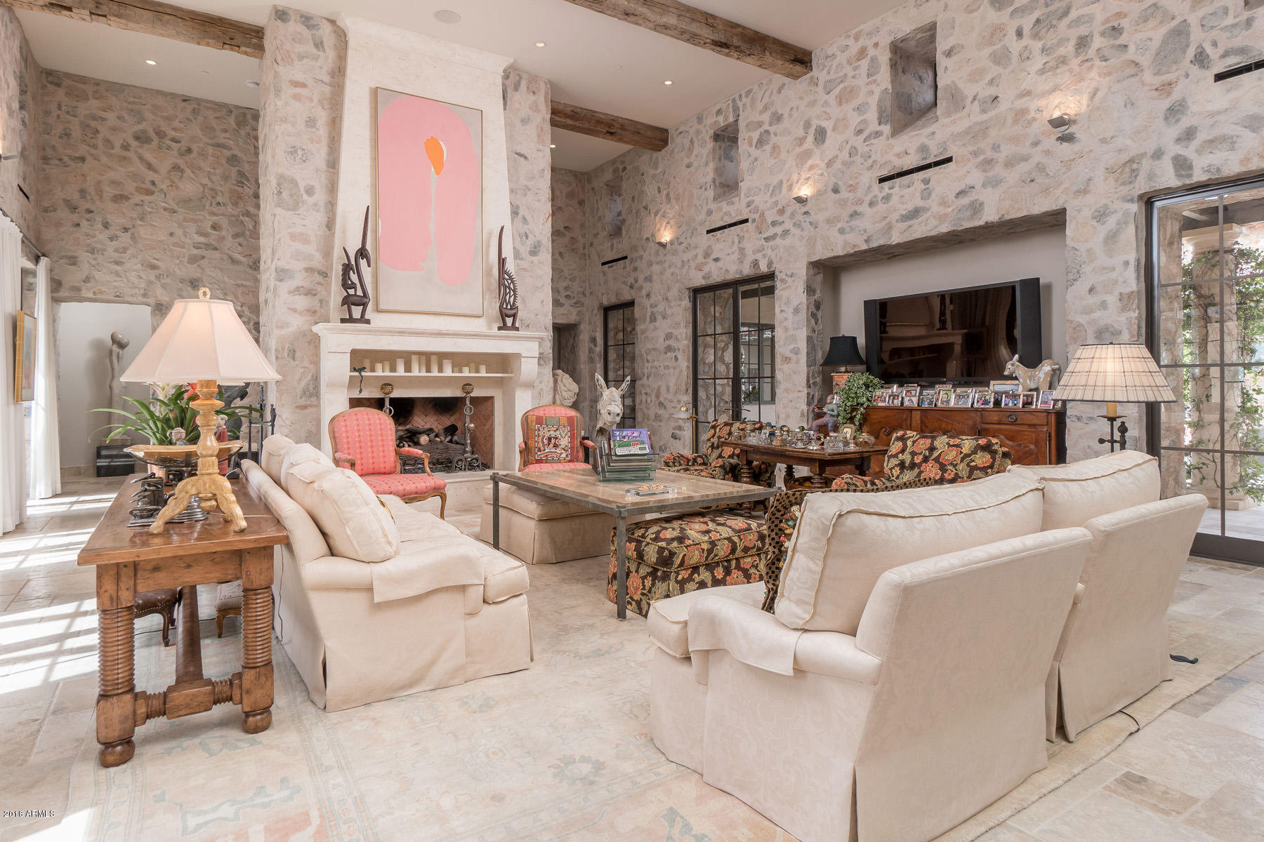 PARADISE VALLEY ESTATES - Residential