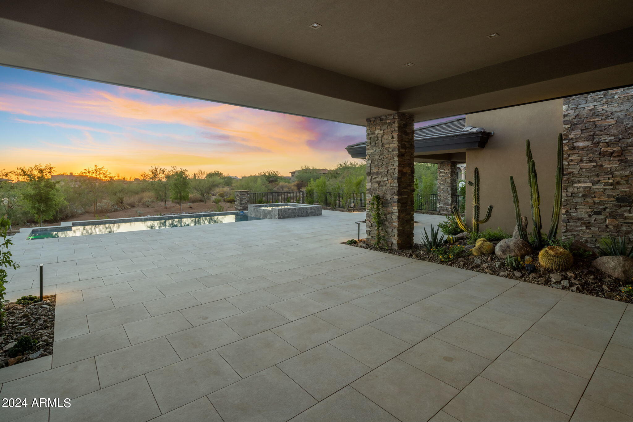BOULDER CREST ESTATES UNIT 3 AT TROON NORTH - Residential