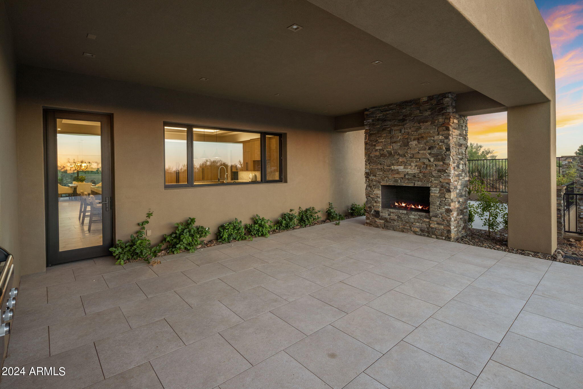 BOULDER CREST ESTATES UNIT 3 AT TROON NORTH - Residential